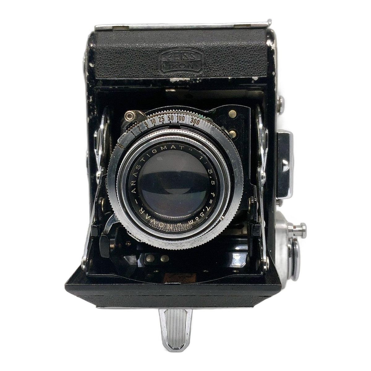 Zeiss Ikon Ikonta 521 folding camera with Novar Anastigmat 1:3.5 f=7.5cm