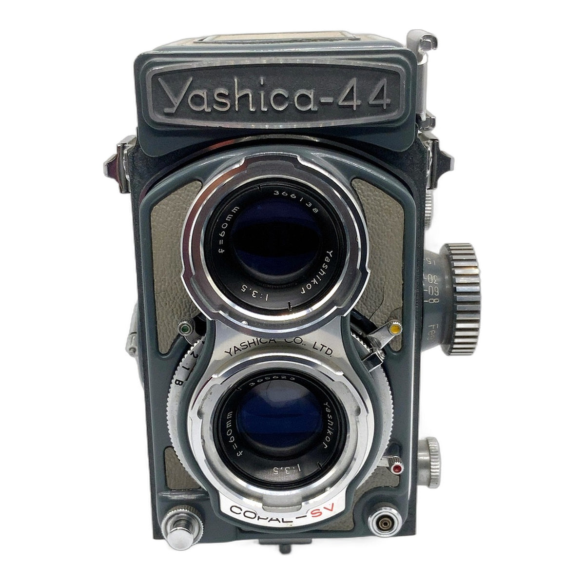 Yashica 44 TLR mit Yashicor 60mm 1:3.5 Twin Lens Reflex zweiäugige Kamera