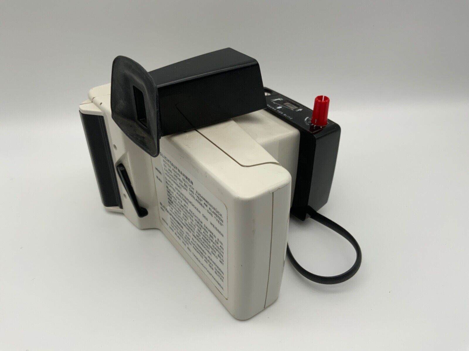Polaroid Land Camera Swinger Model 20 Instant Camera