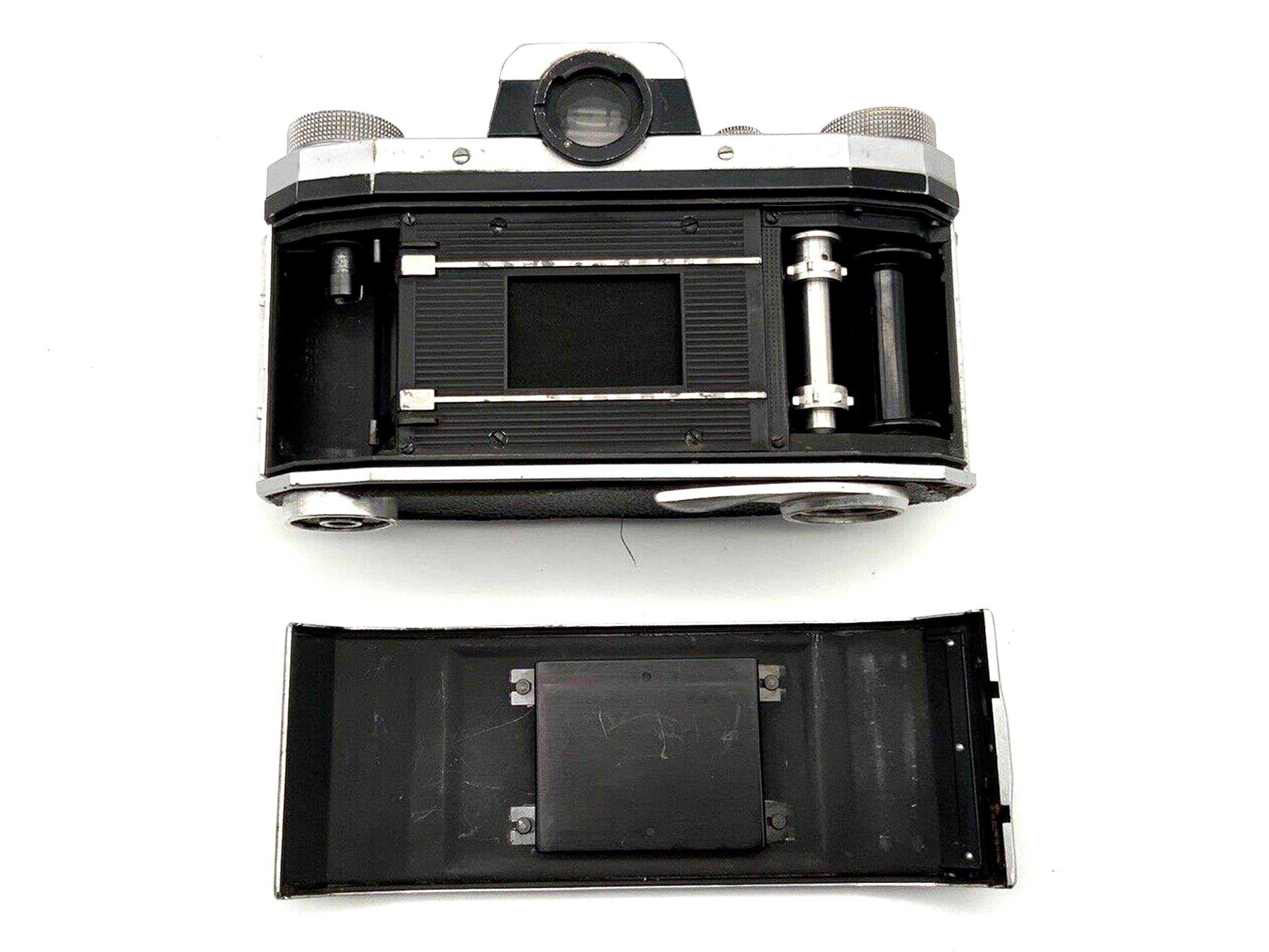 KW Praktica IV 4 SLR Camera Body 35mm