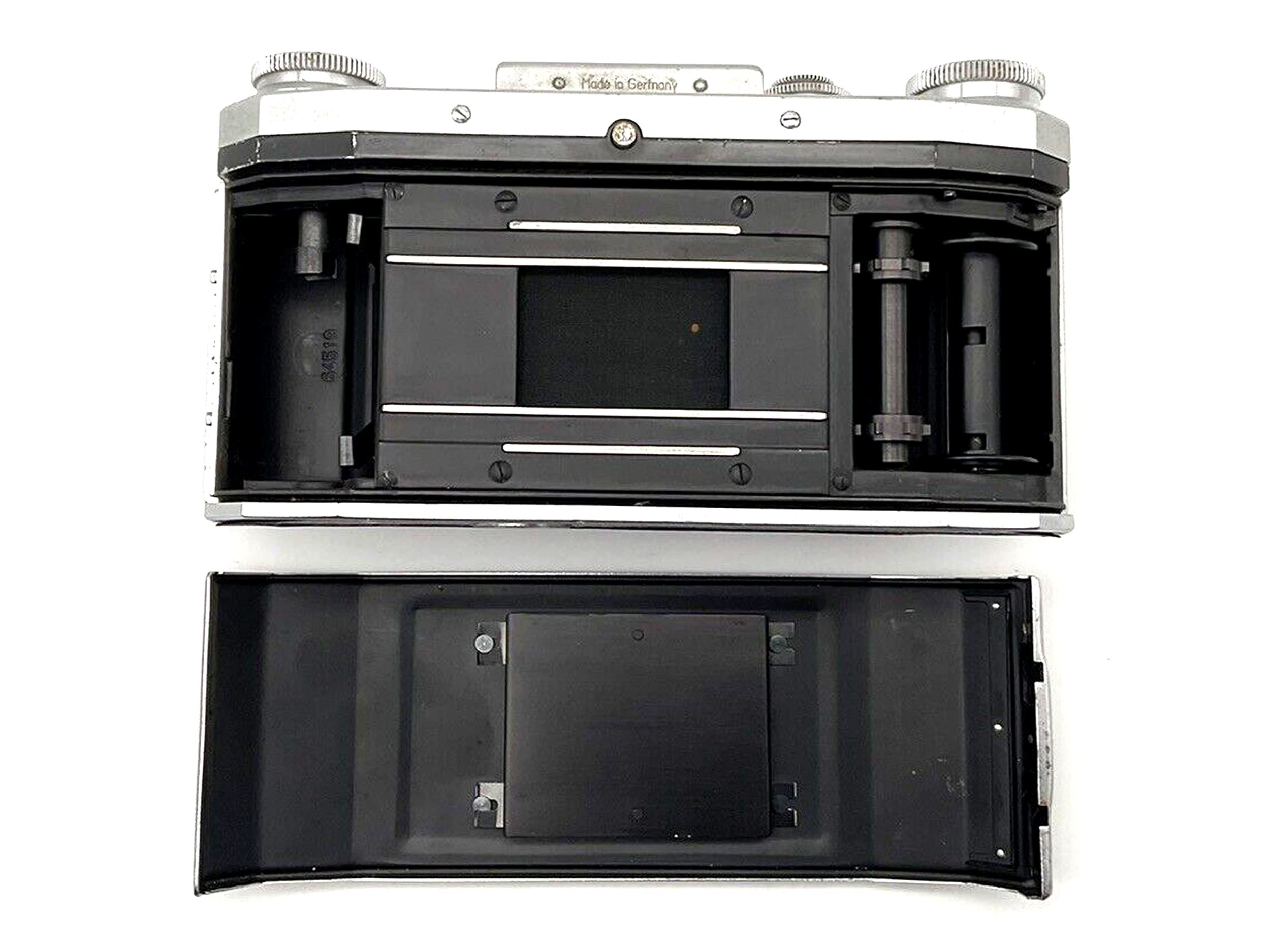 KW Praktica Analog SLR Camera Body 35mm