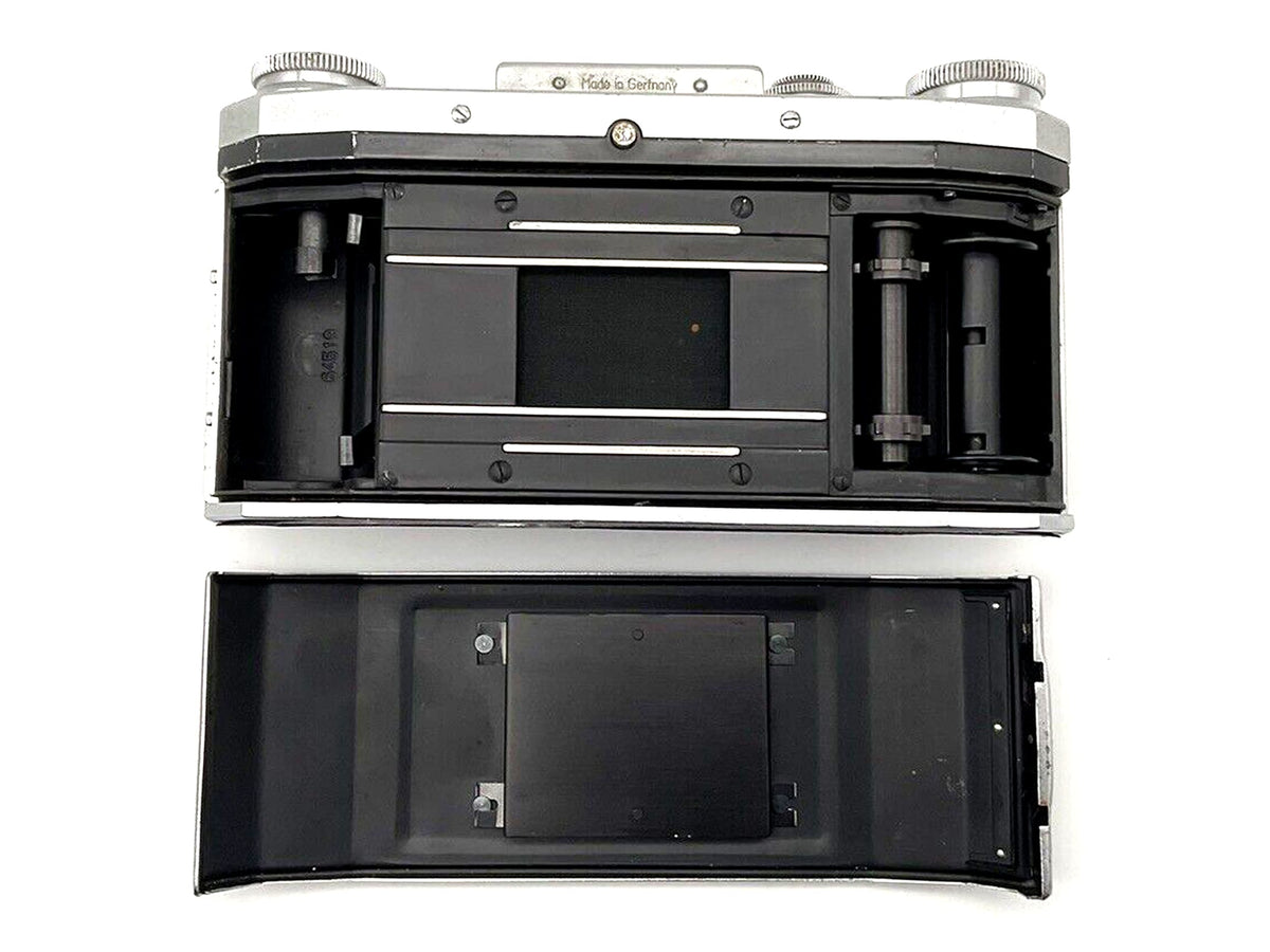 KW Praktica Analog SLR Camera Body 35mm