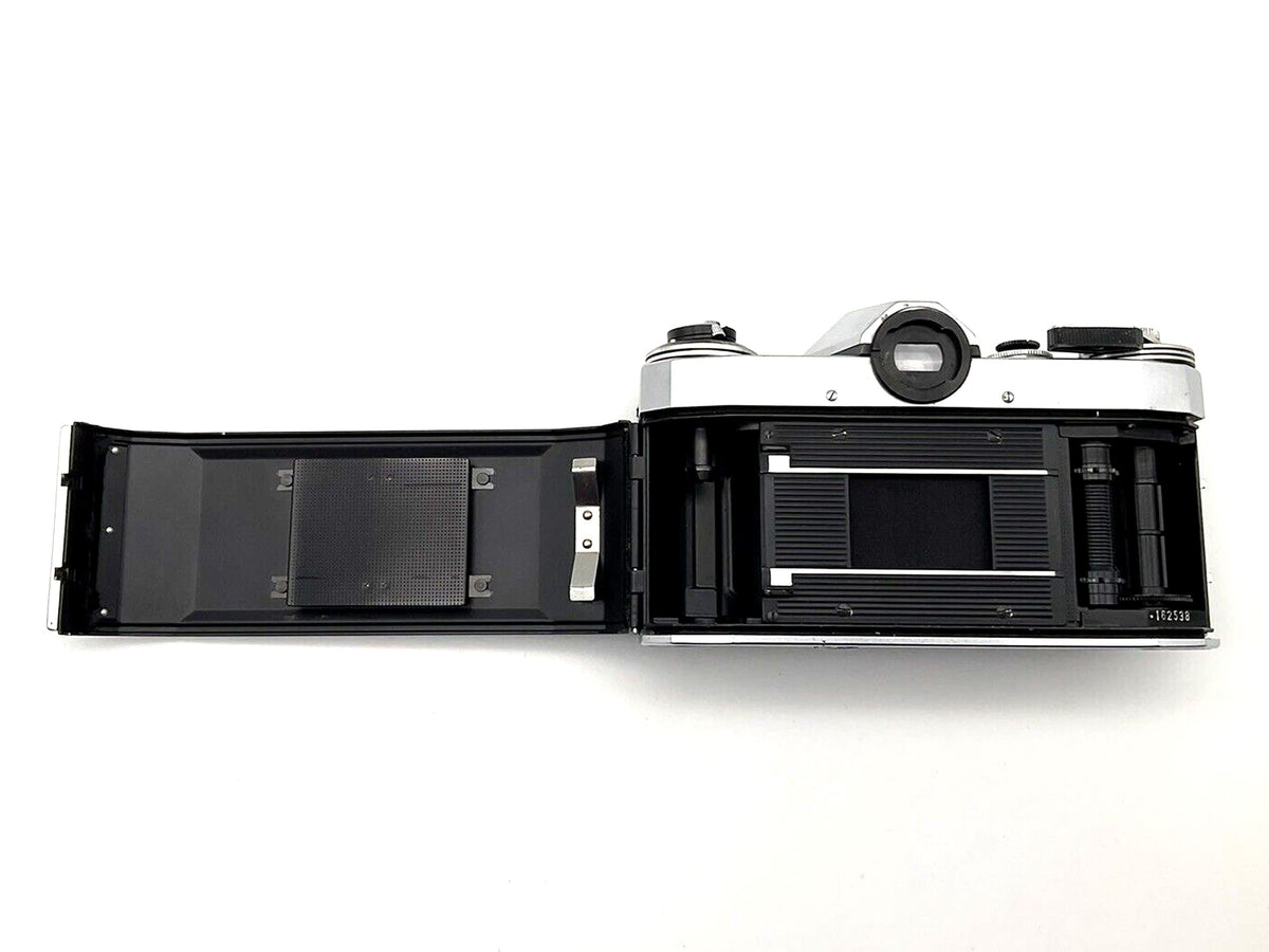 Praktica Nova PX body SLR analog single-lens reflex camera 35mm