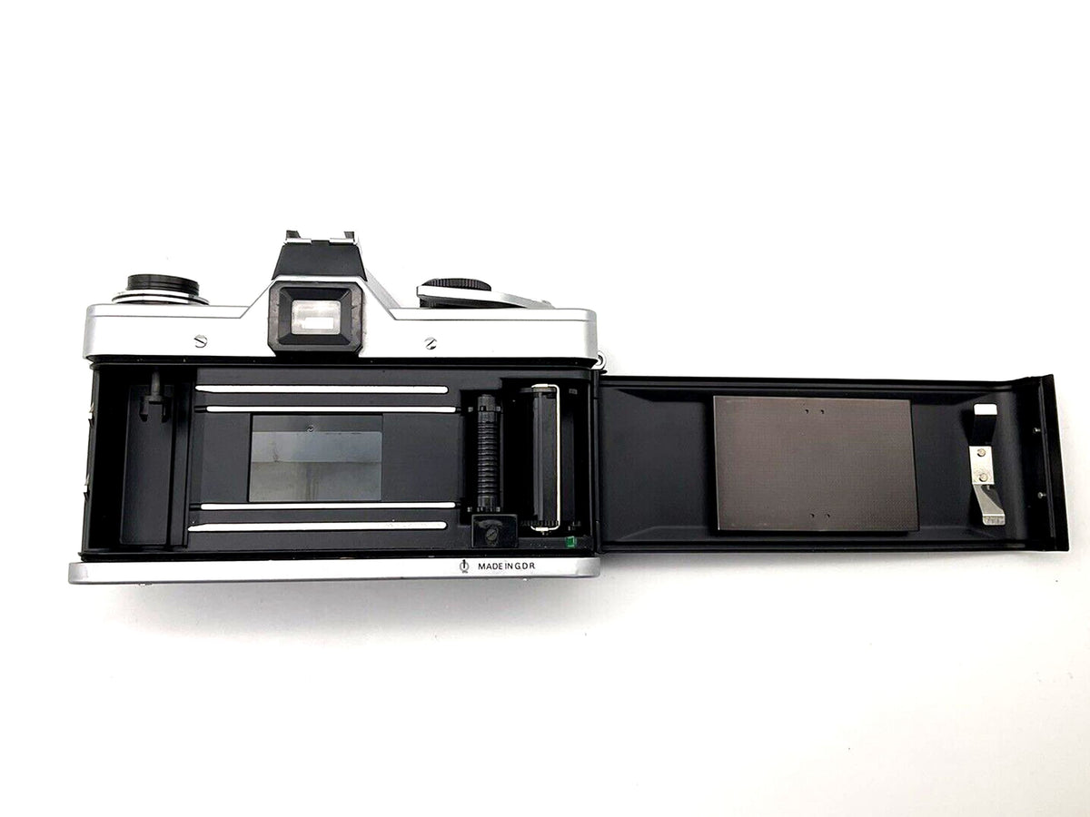 Praktica L Analog Camera Body SLR Single-Reflex Camera Pentacon 35mm