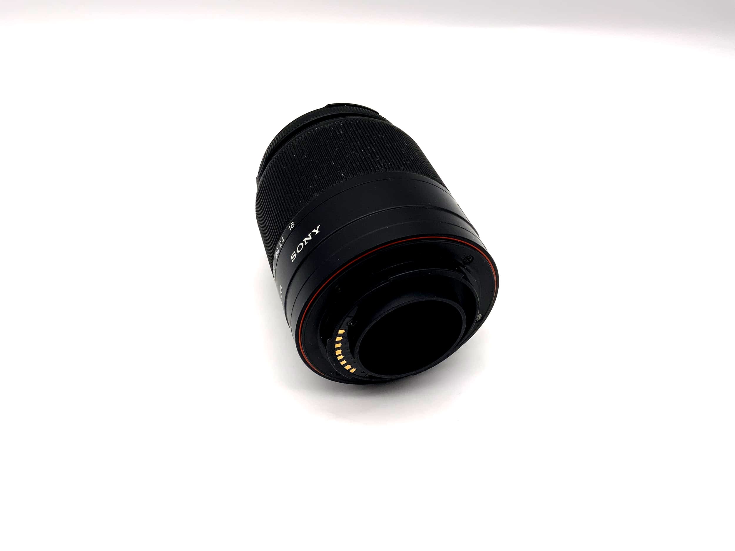 Sony 18-70mm 1:3.5-5.6 Lens Minolta AF DT 0.38m/1.3ft Macro Lens (Sony A)