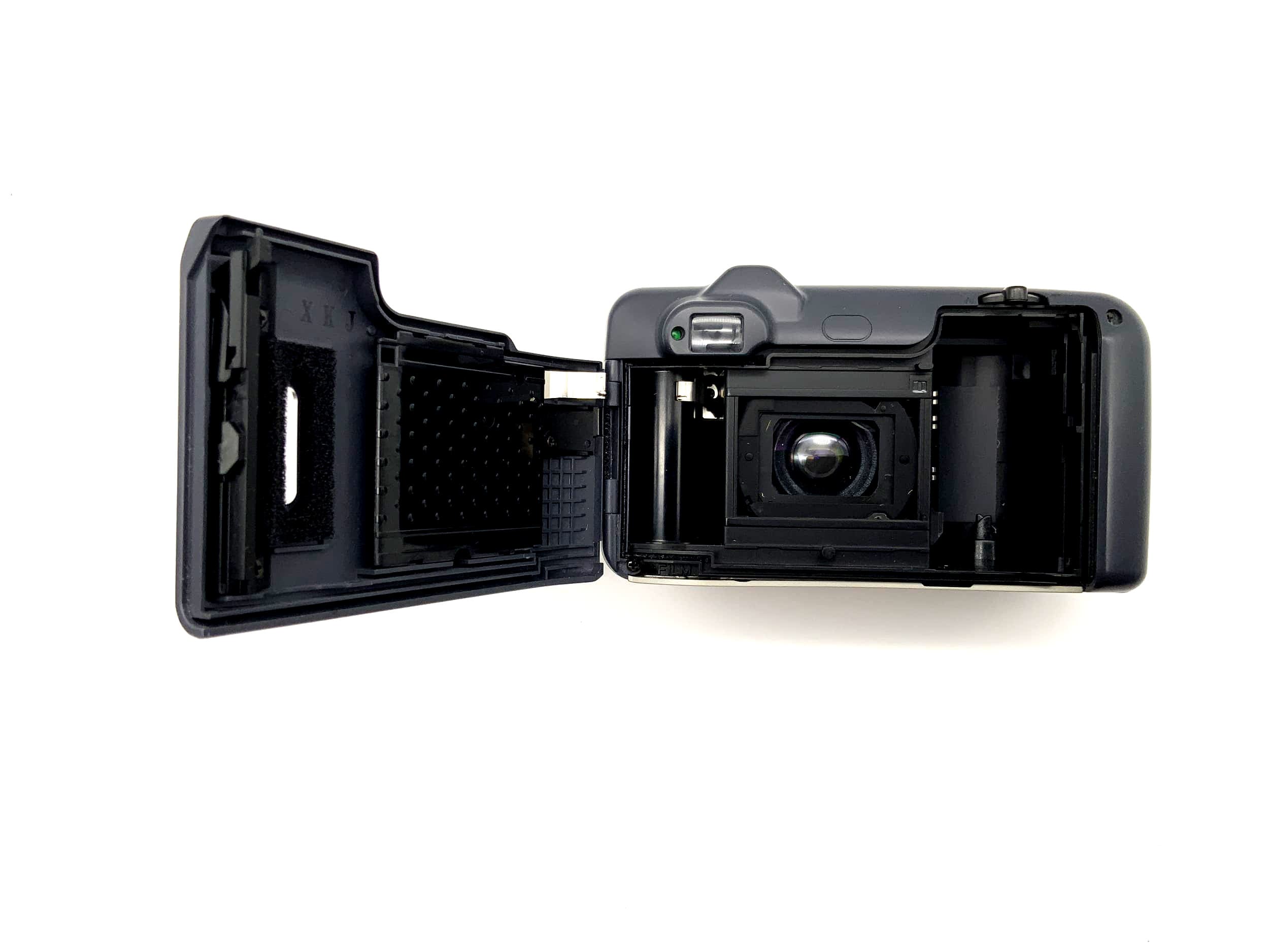 Yashica Zoomate 115 Compact Camera Point&amp;Shoot Camera 35mm