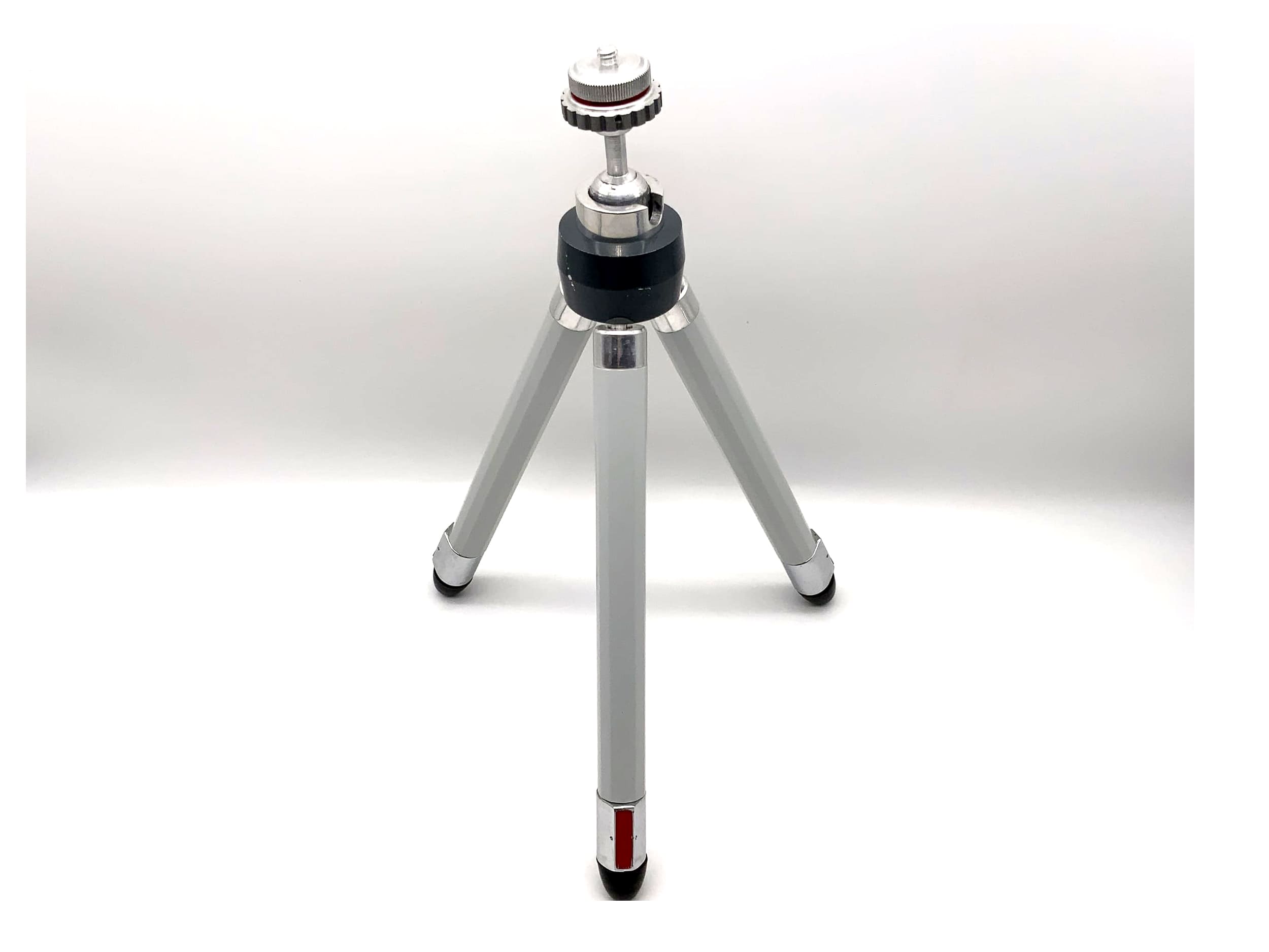 Table tripod, tripod, three-legged tripod, pocket tripod