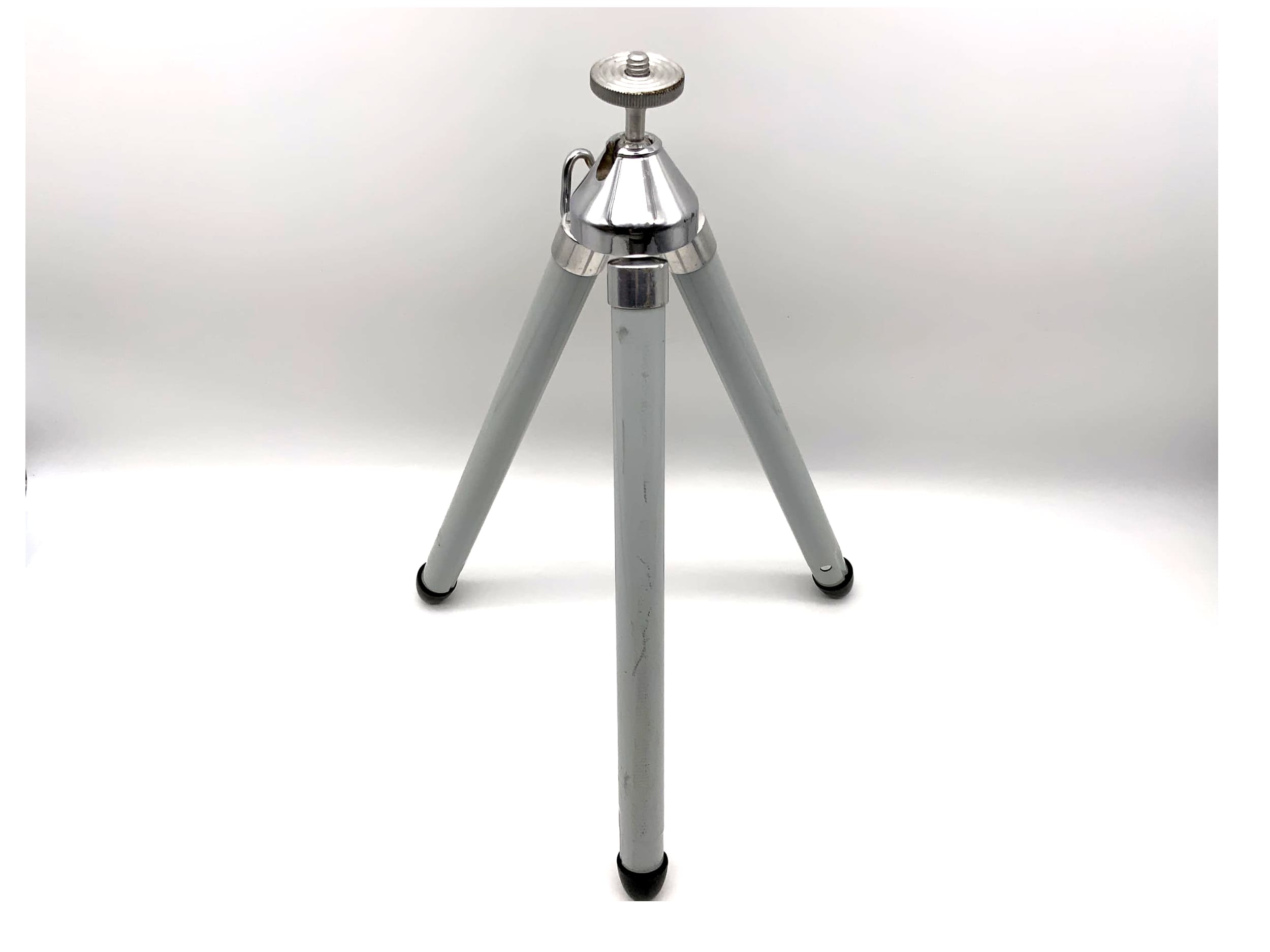 Table tripod, tripod, three-legged tripod, pocket tripod