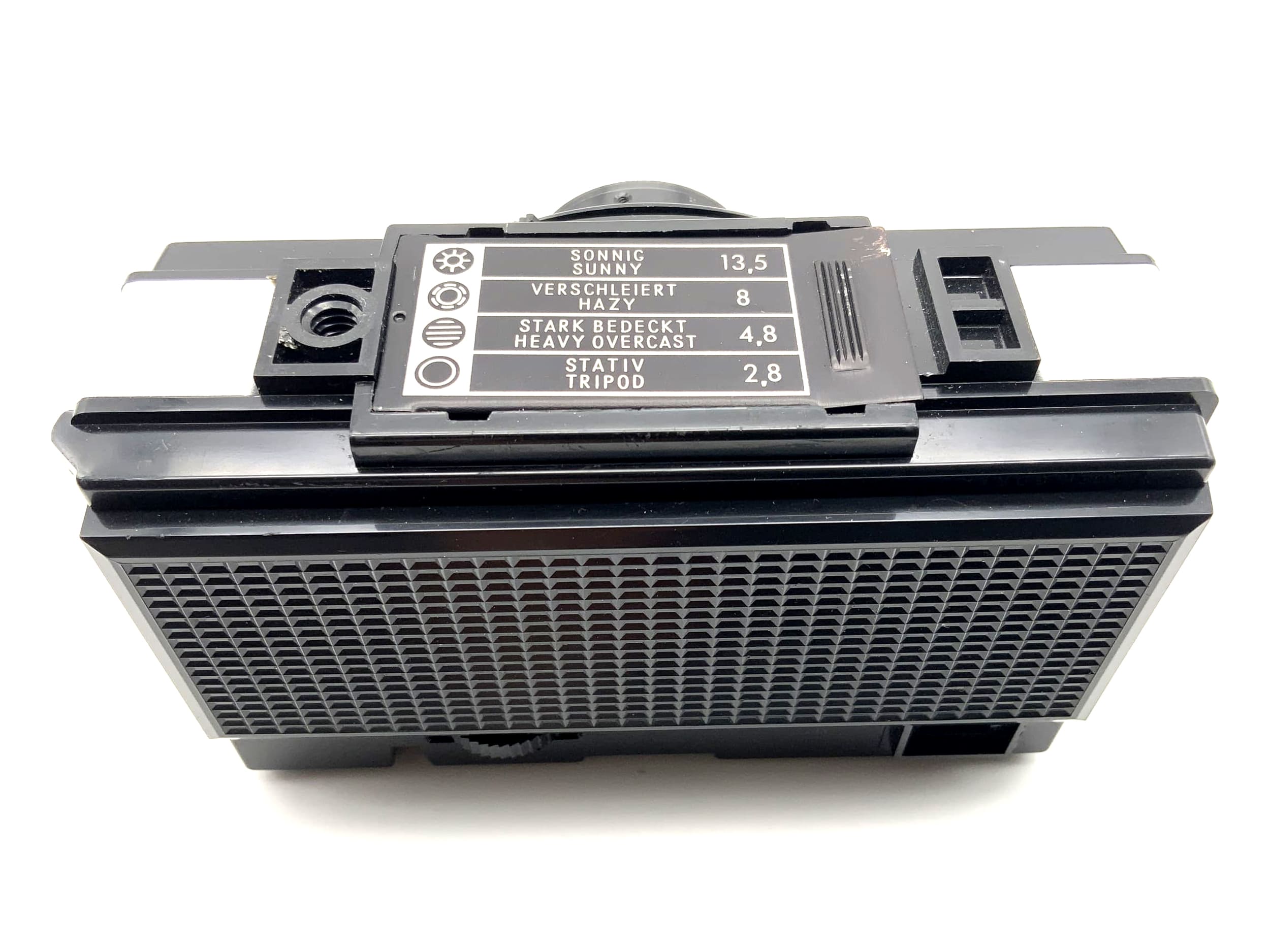 Pentacon Electra 2 rangefinder camera with Domiplan 45mm 1:2.8 35mm compact camera