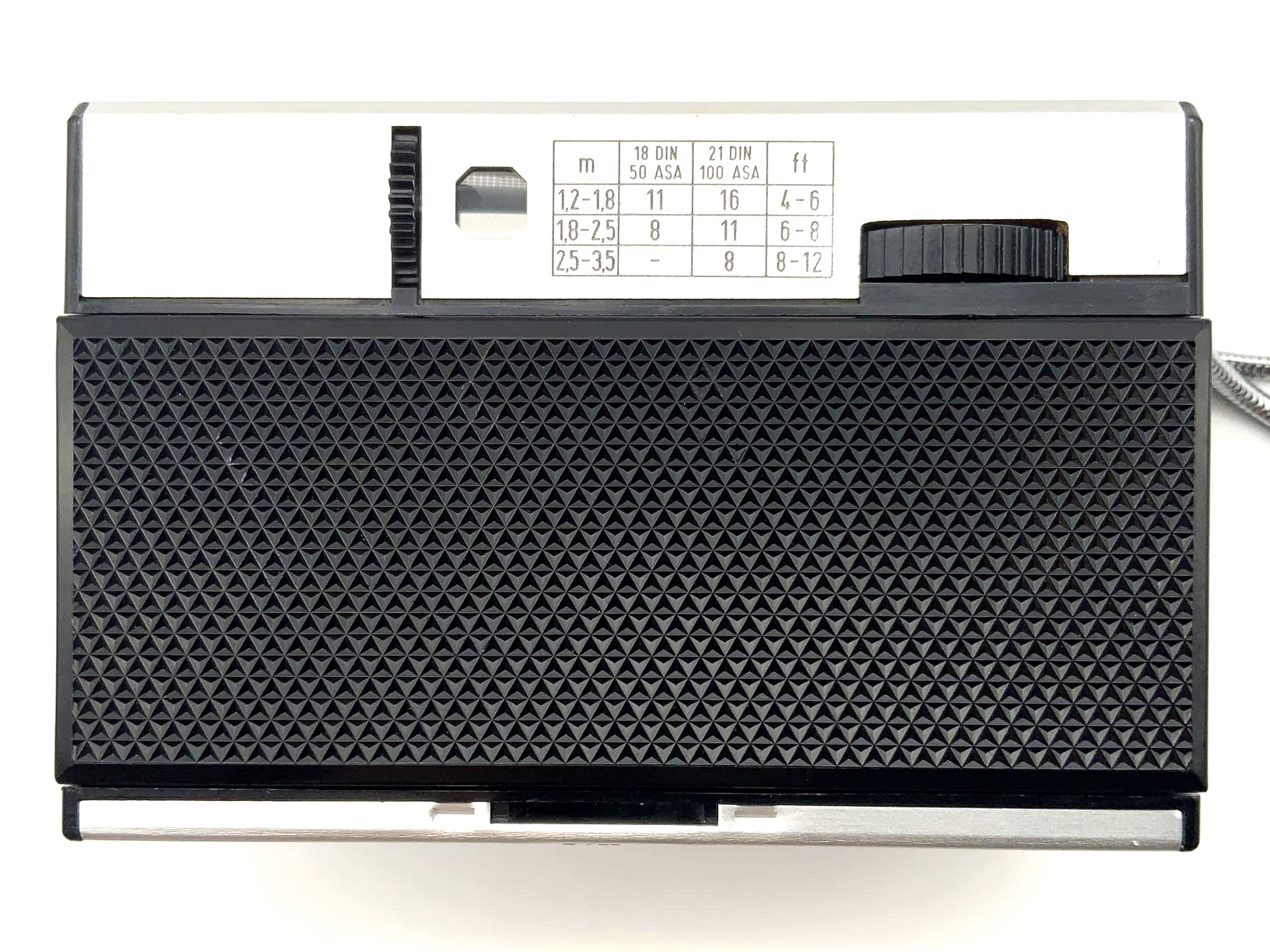 Agfa Iso-Rapid IF viewfinder camera with Isinar 1:8 35mm compact camera