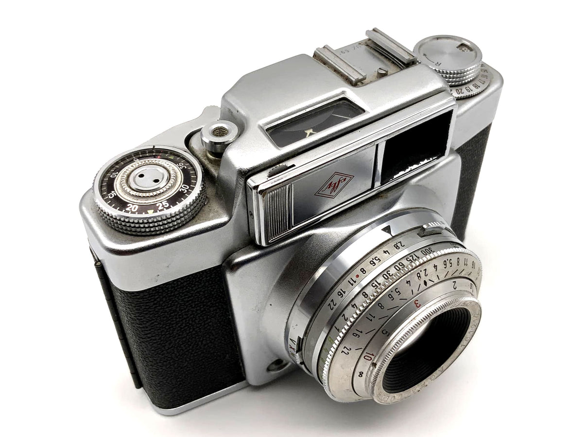 Agfa Silette SL rangefinder camera with Color Solinar 50mm 1:2.8 and 35mm Prontor SLK lenses.