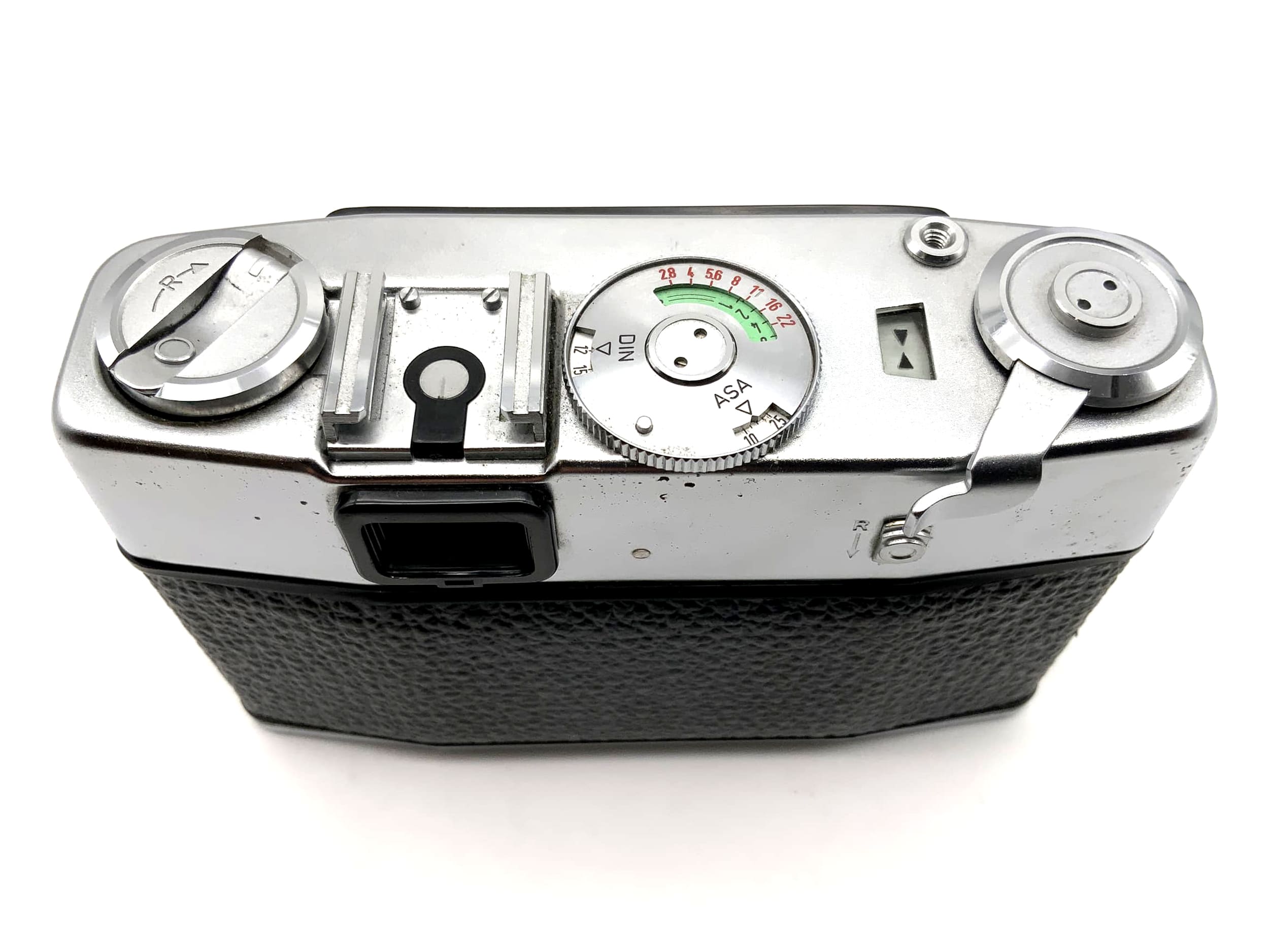 Agfa Silette-L rangefinder camera with Color Agnar 45mm 1:2.8 and 35mm Prontor 125 lenses.