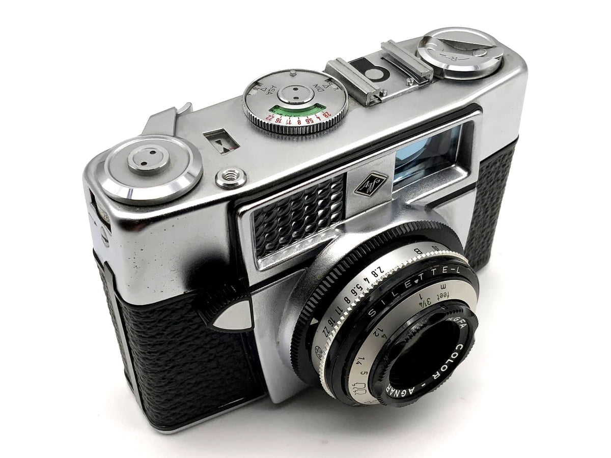 Agfa Silette-L rangefinder camera with Color Agnar 45mm 1:2.8 and 35mm Prontor 125 lenses.