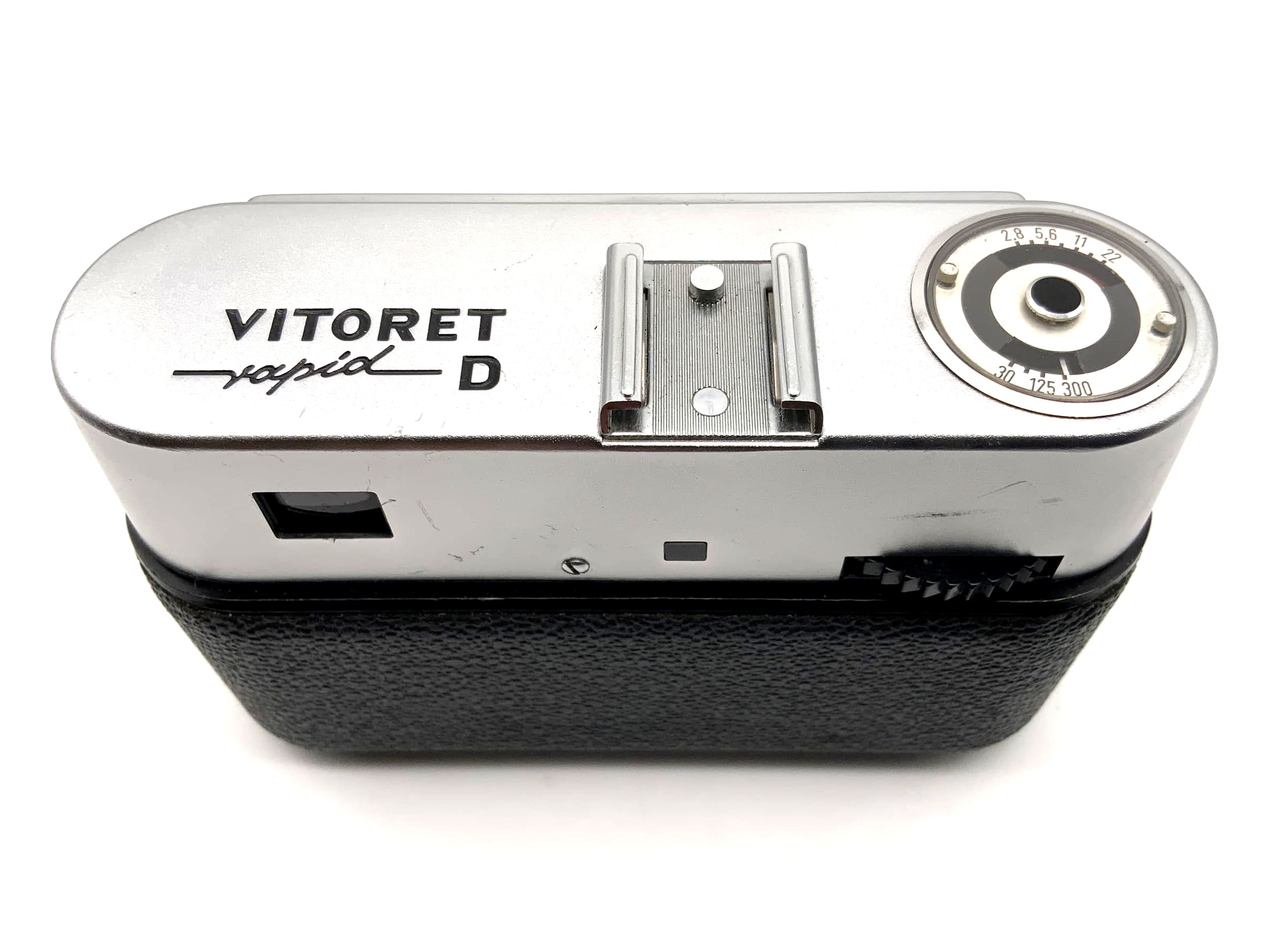 Voigtländer Vitoret D viewfinder camera with Color Lanthar 40mm 2.8 35mm Prontor 300