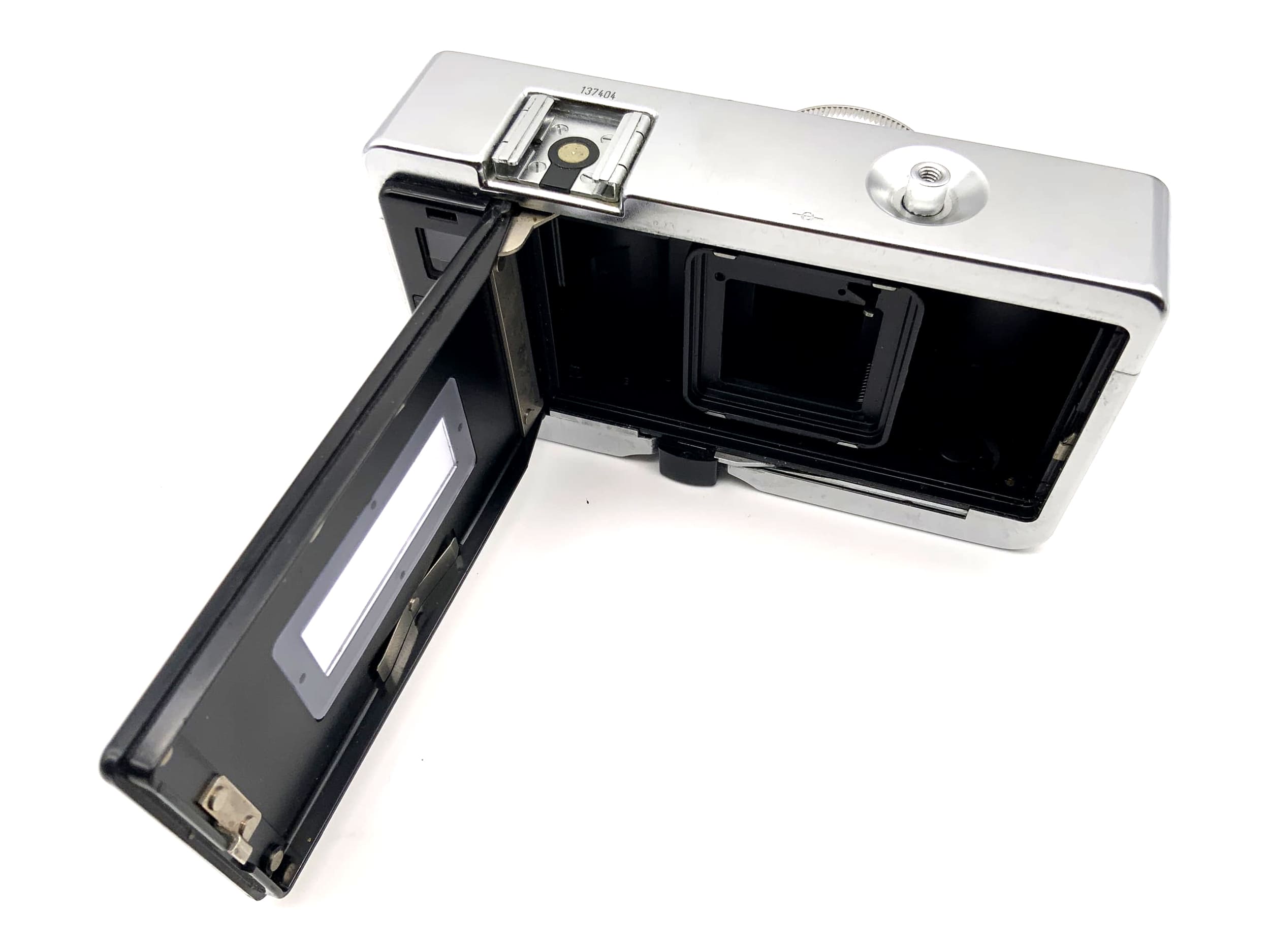Kodak Instamatic 500 viewfinder camera with Xenar 38mm 1:2.8 35mm compact camera