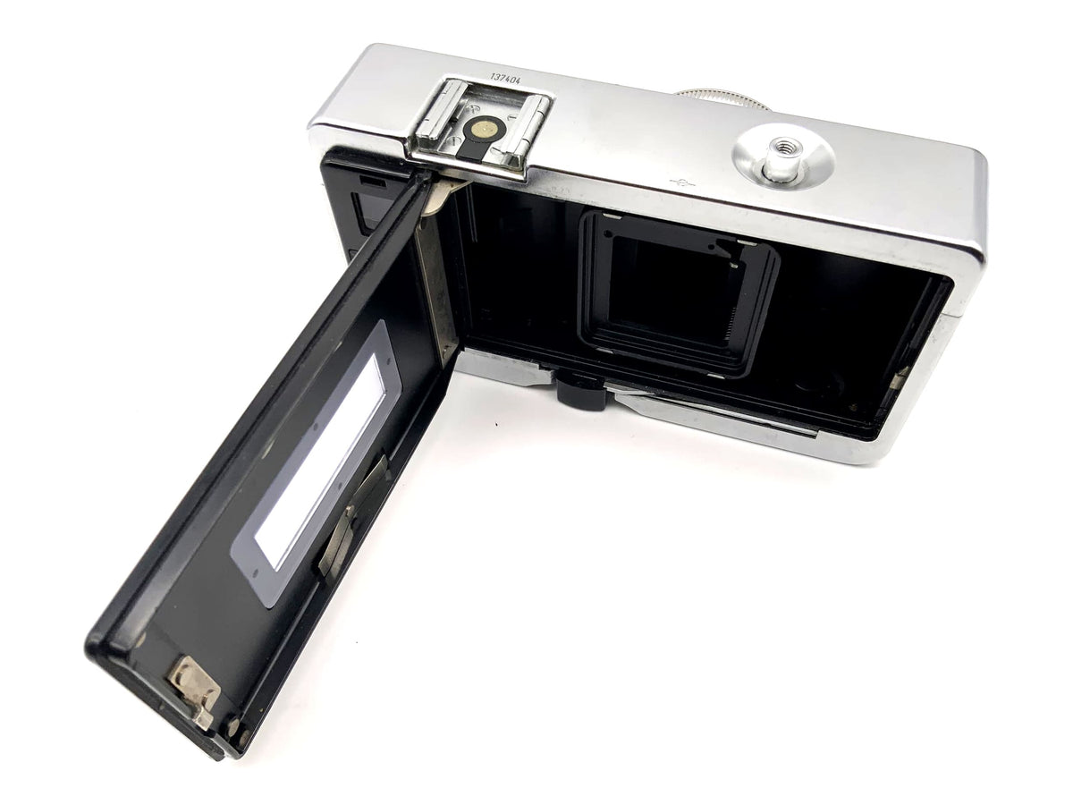 Kodak Instamatic 500 viewfinder camera with Xenar 38mm 1:2.8 35mm compact camera