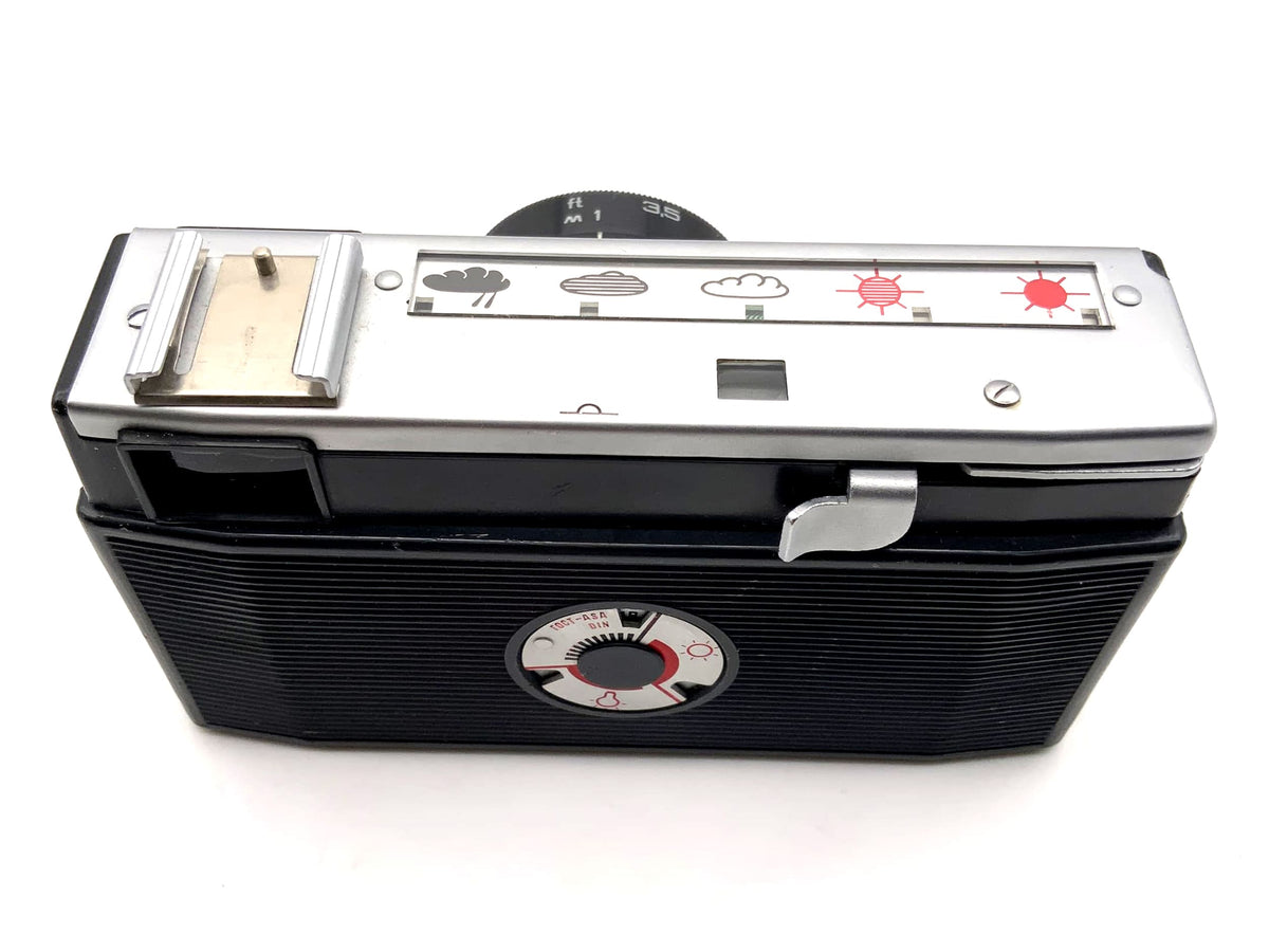 Cmeha Smena SL viewfinder camera with T-43 40mm 1:4 35mm compact camera