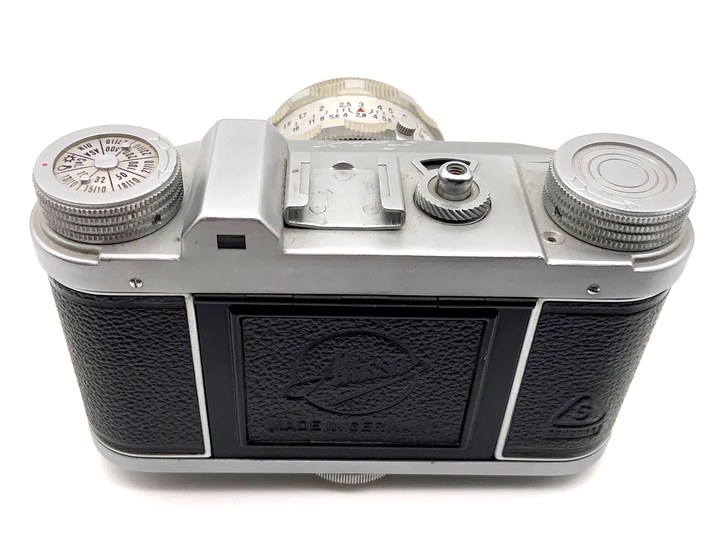 Altix Tempor viewfinder camera with Tessar 50mm 1:2.8 red T 35mm compact camera