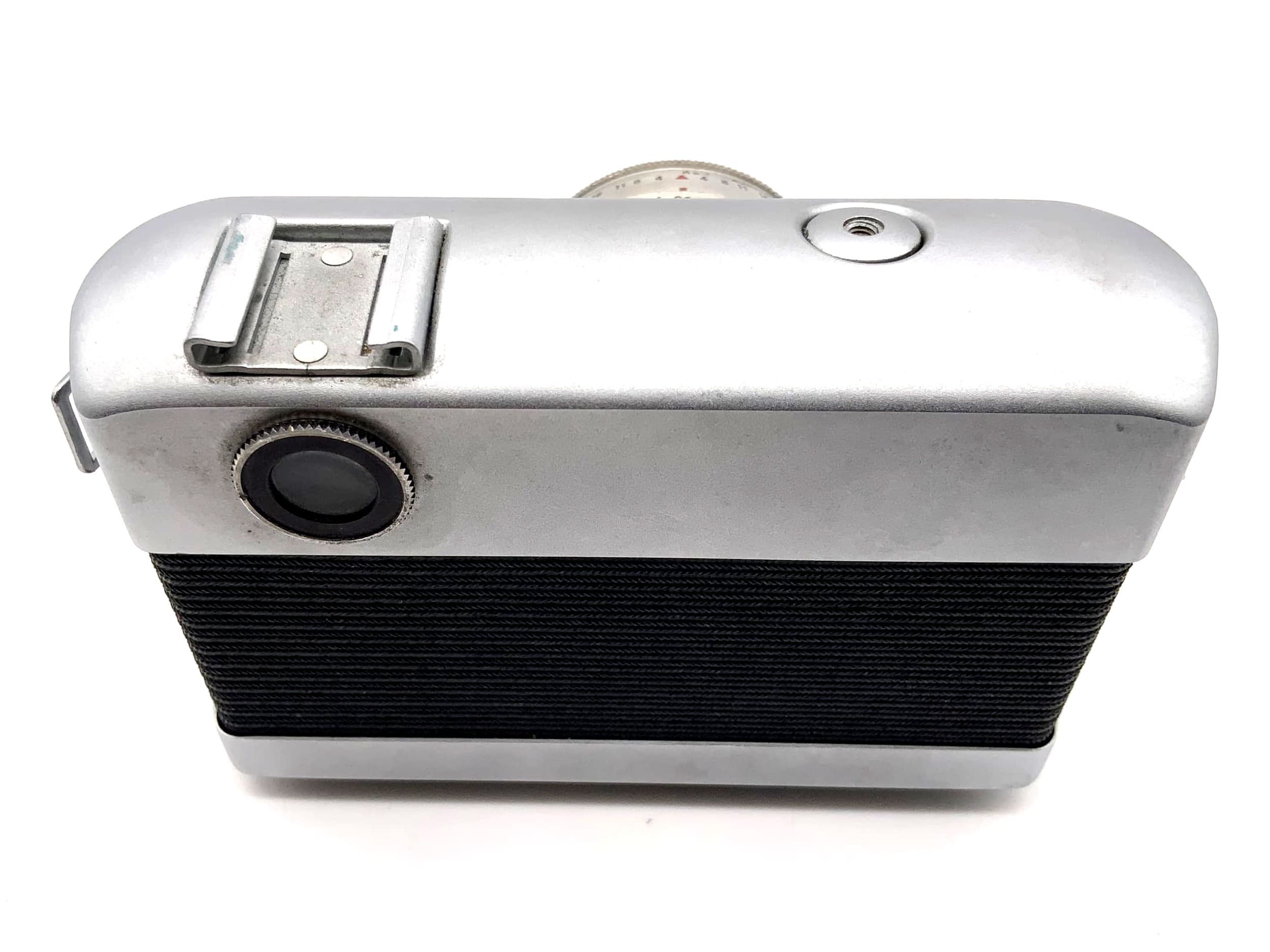 Carl Zeiss Werra 1 rangefinder camera with Q1 Tessar 50mm 1:2.8 35mm compact camera