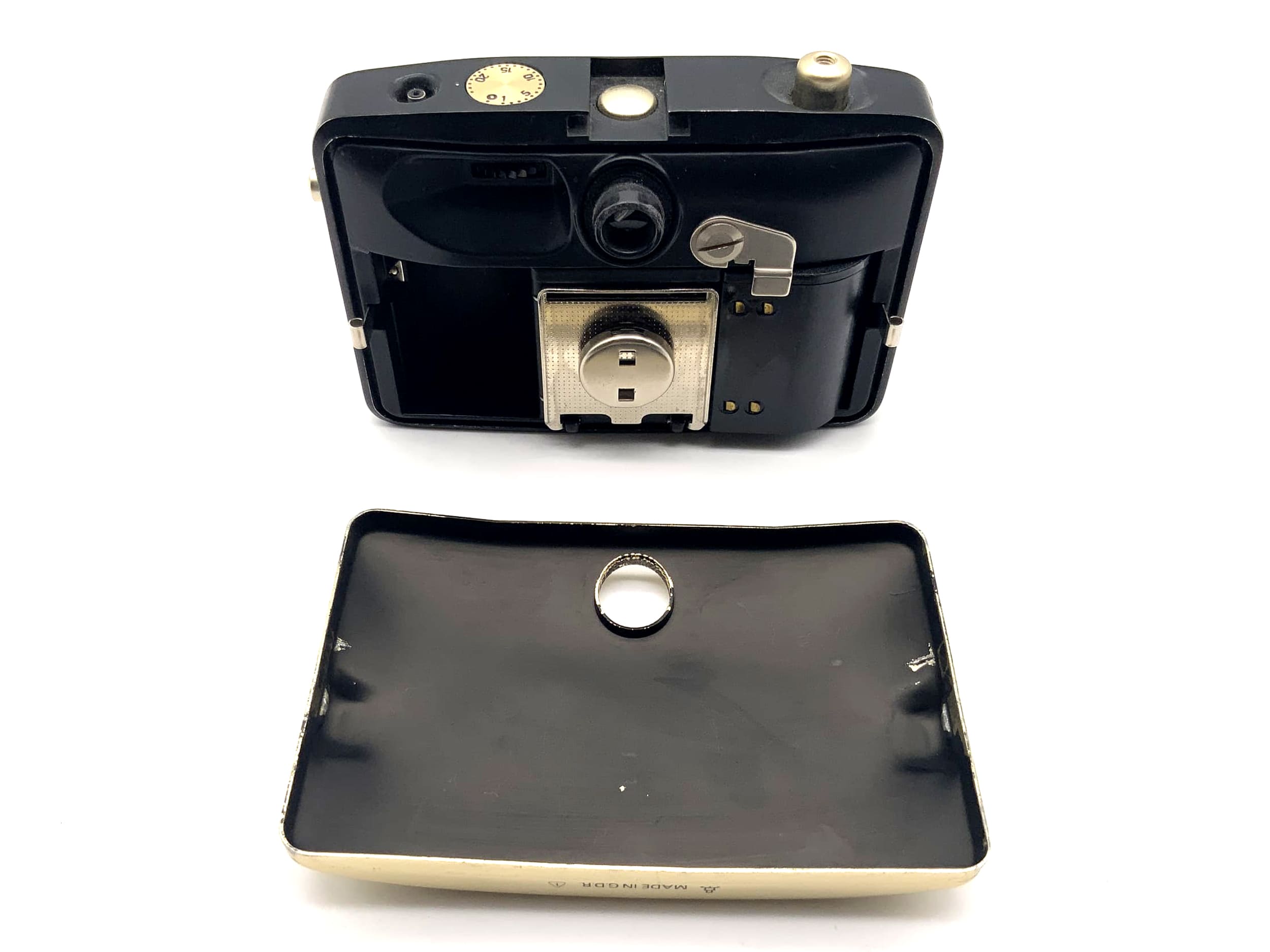 Pentacon Penti II rangefinder camera with Domiplan 30mm 1:3.5 35mm 2 black