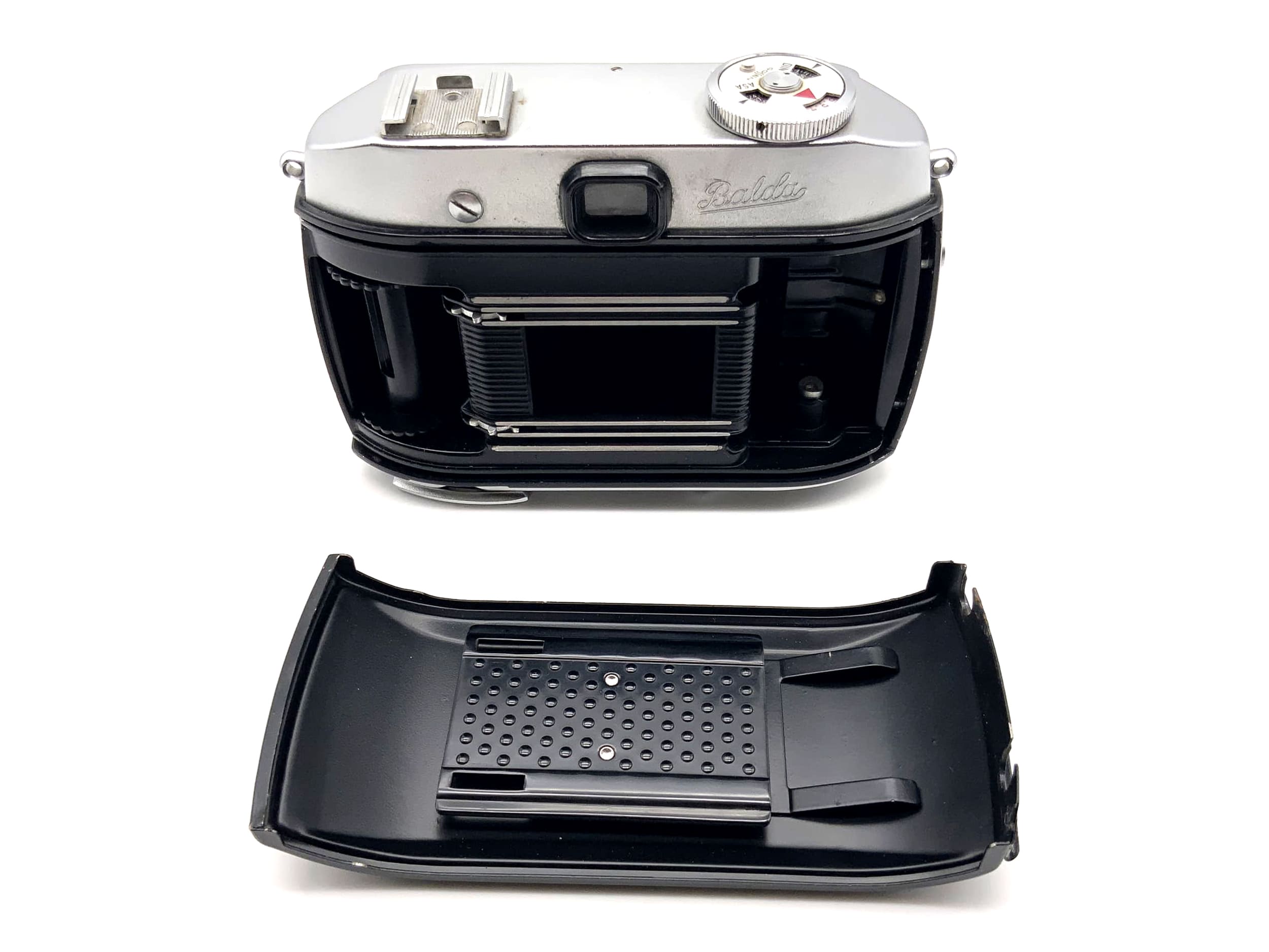 Balda Baldessa 1b viewfinder camera with Westanar 45mm 1:2.8 35mm Ib color lens