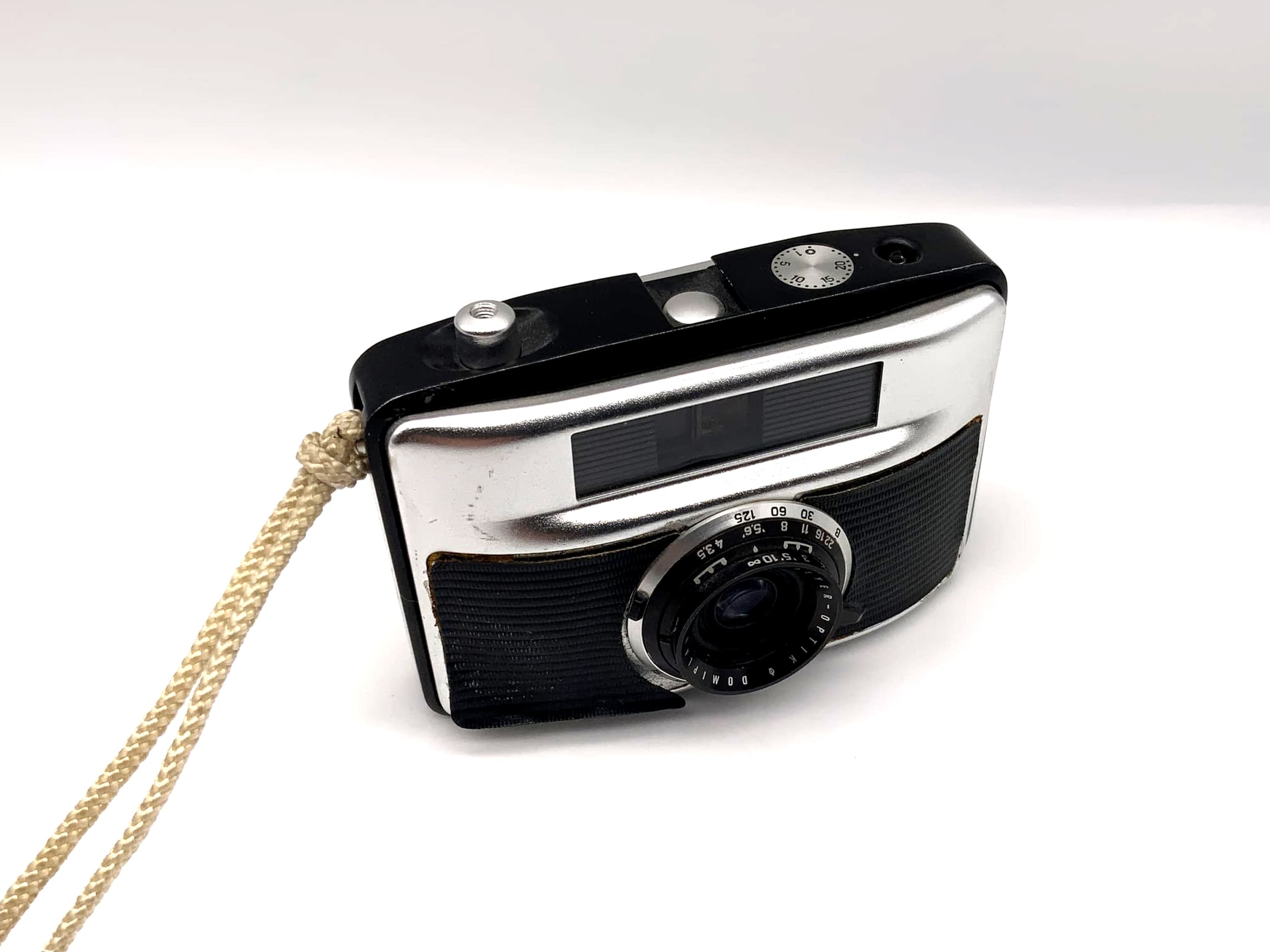 Pentacon Penti I rangefinder camera with Domiplan 30mm 1:3.5 35mm 1 black/silver