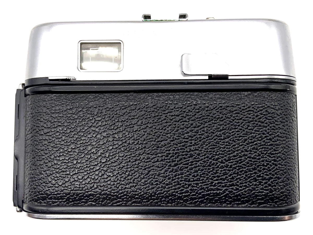 Voigtländer Vito CL rangefinder camera with Skopar 50mm 1:2.8 and 35mm Prontor 500 LK lenses