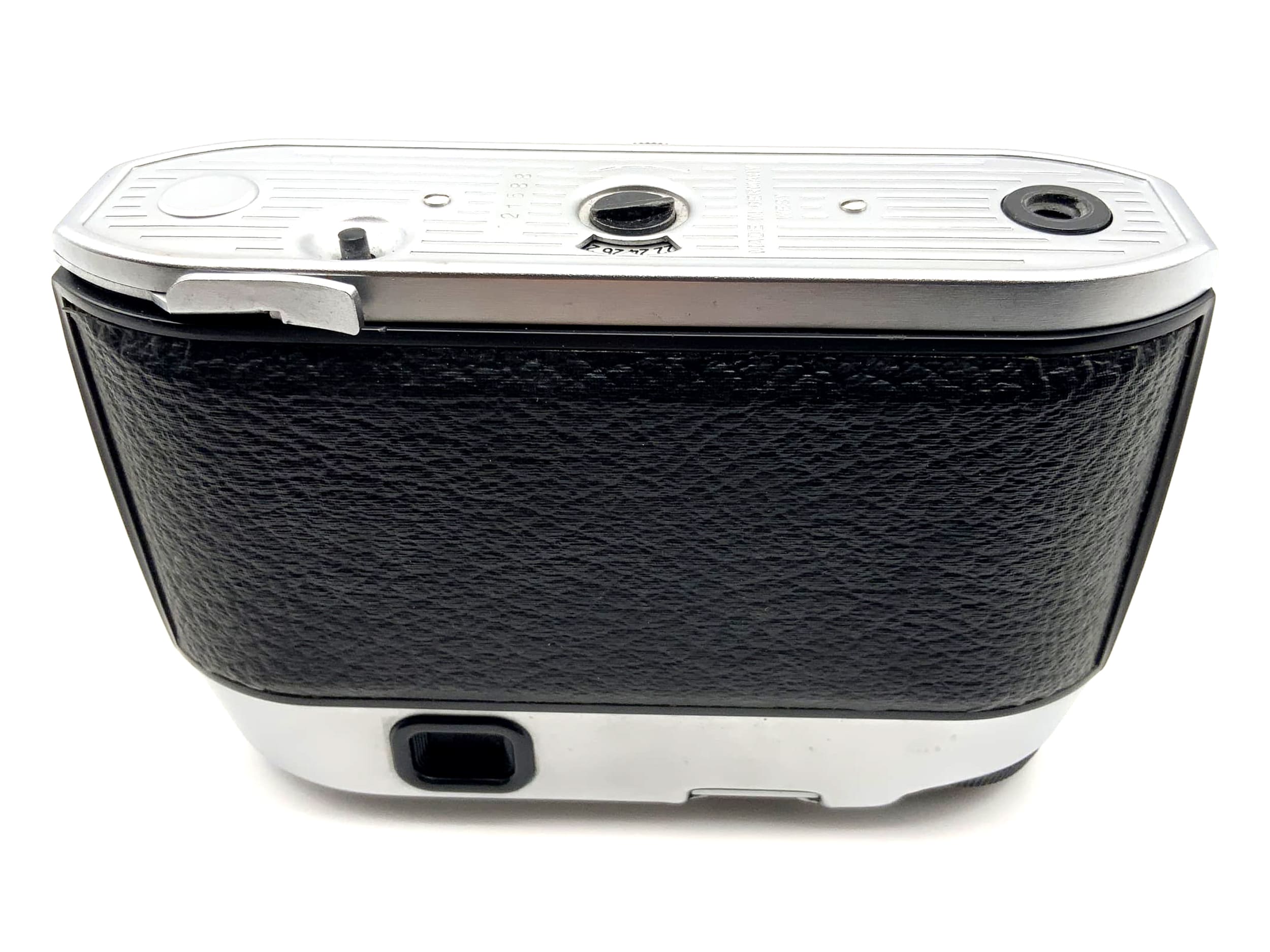 Balda Baldinette II viewfinder camera with Isconar 45mm 1:2.8 35mm 2 automatic