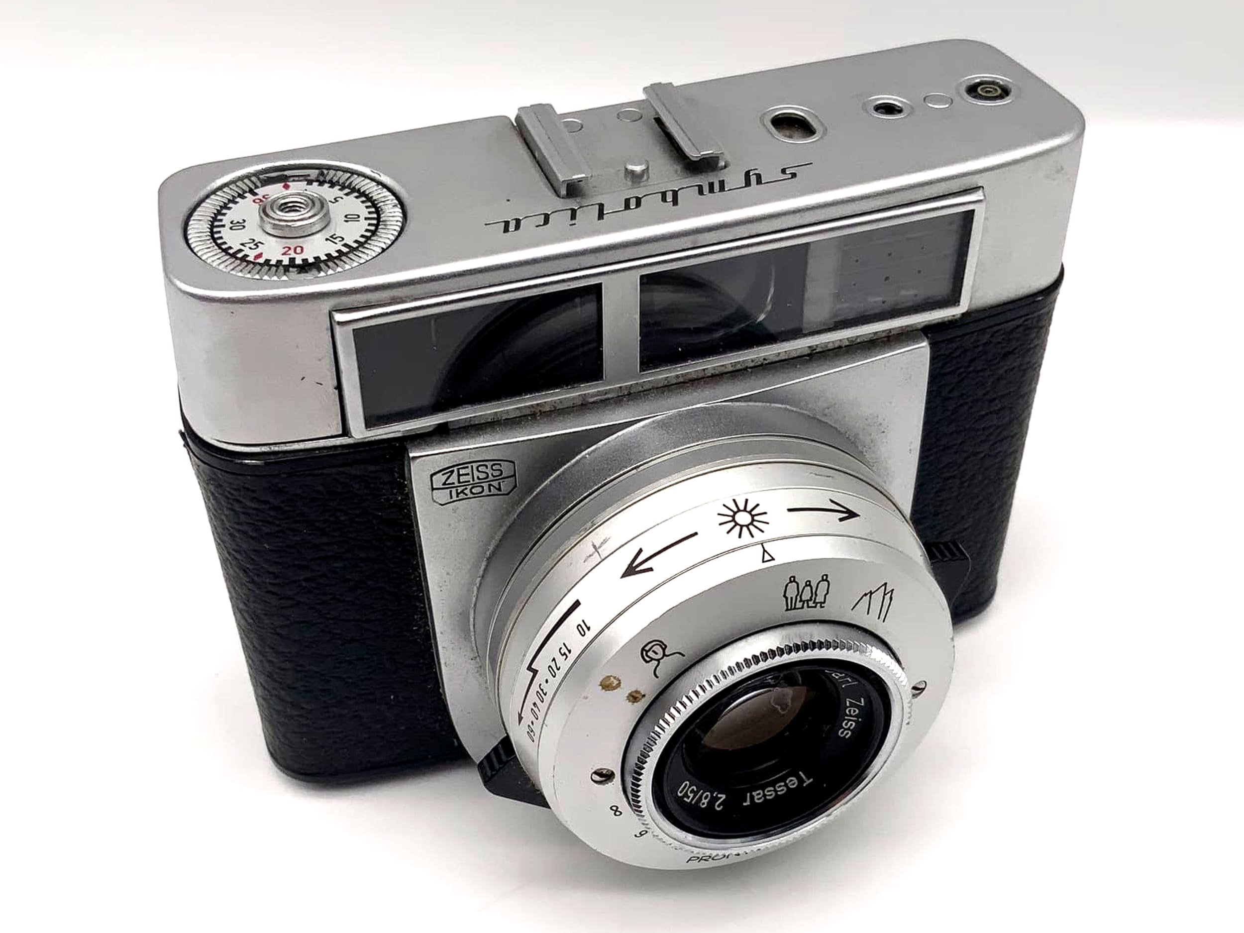 Zeiss Ikon Symbolica rangefinder camera with Tessar 50mm 1:2.8 35mm compact camera