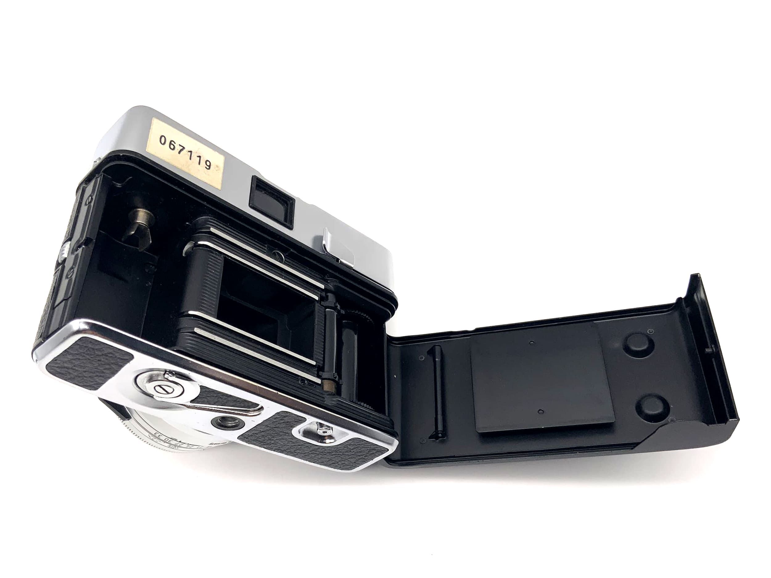 Zeiss Ikon Contessa rangefinder camera with Tessar 50mm 1:2.8 35mm compact camera