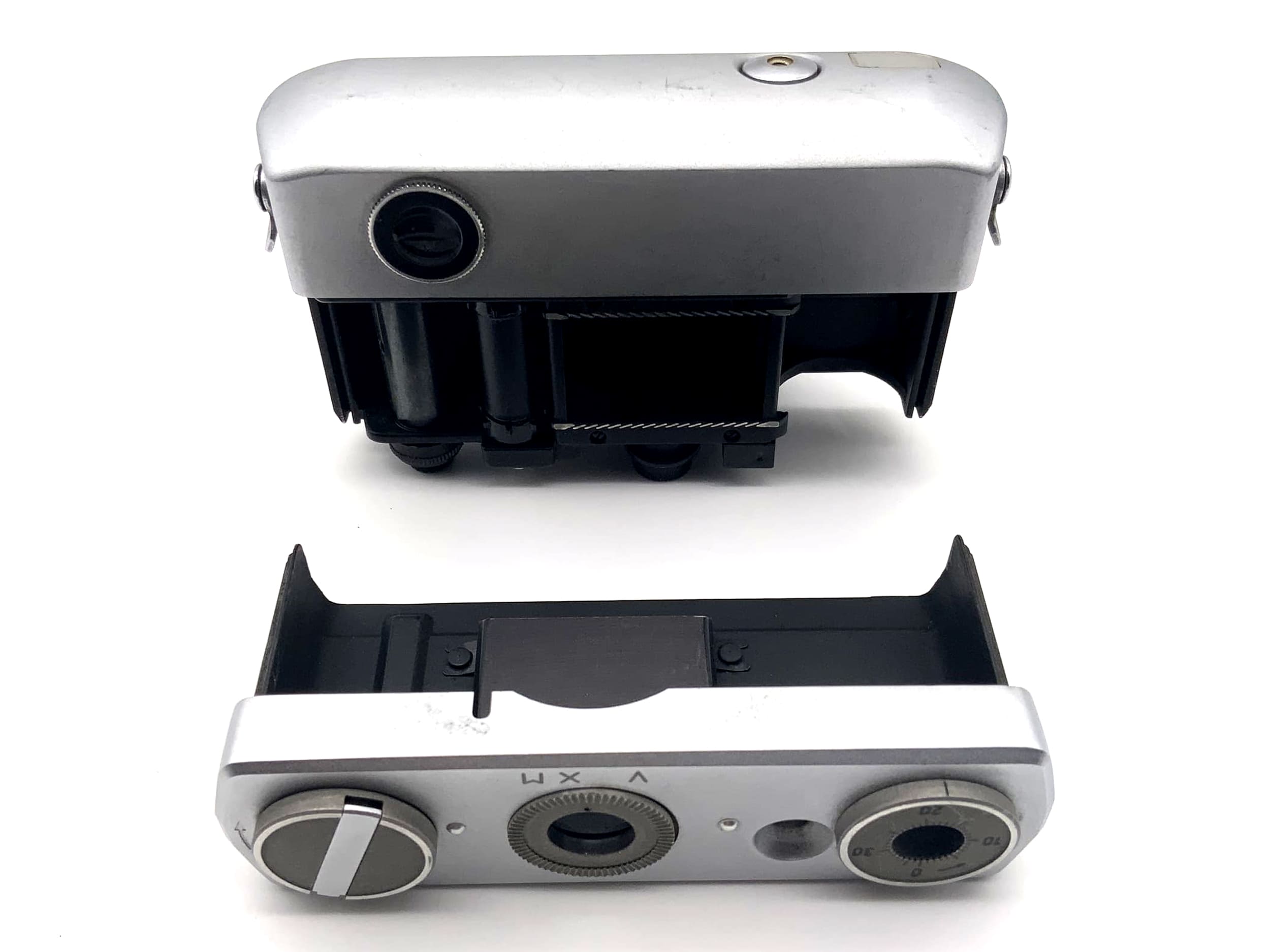 Carl Zeiss Werra MAT viewfinder camera with Tessar 50mm 1:2.8 35mm compact camera