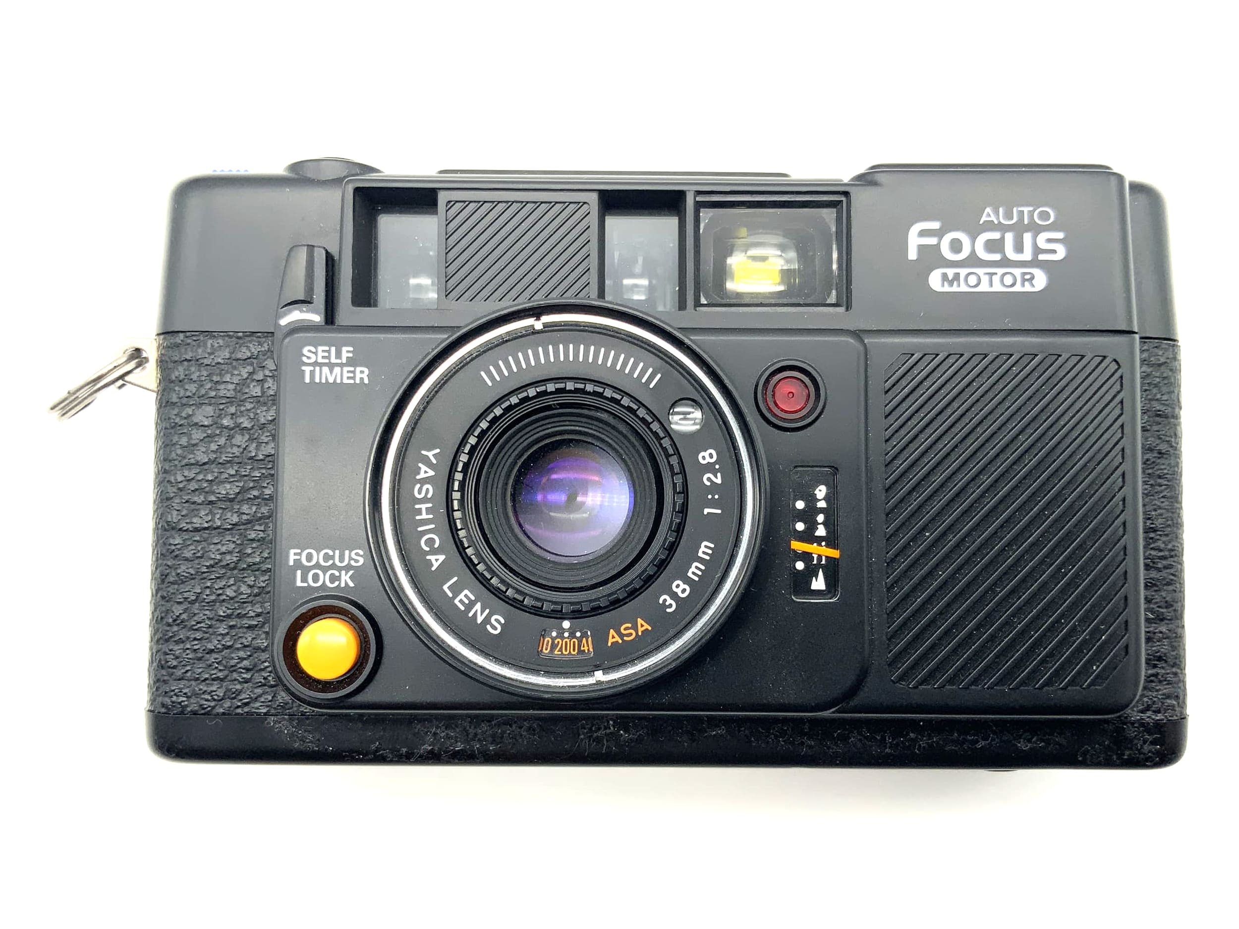 Yashica Full automatic viewfinder camera with Yashica 38mm f/2.8 lens (35mm lens) - Defective