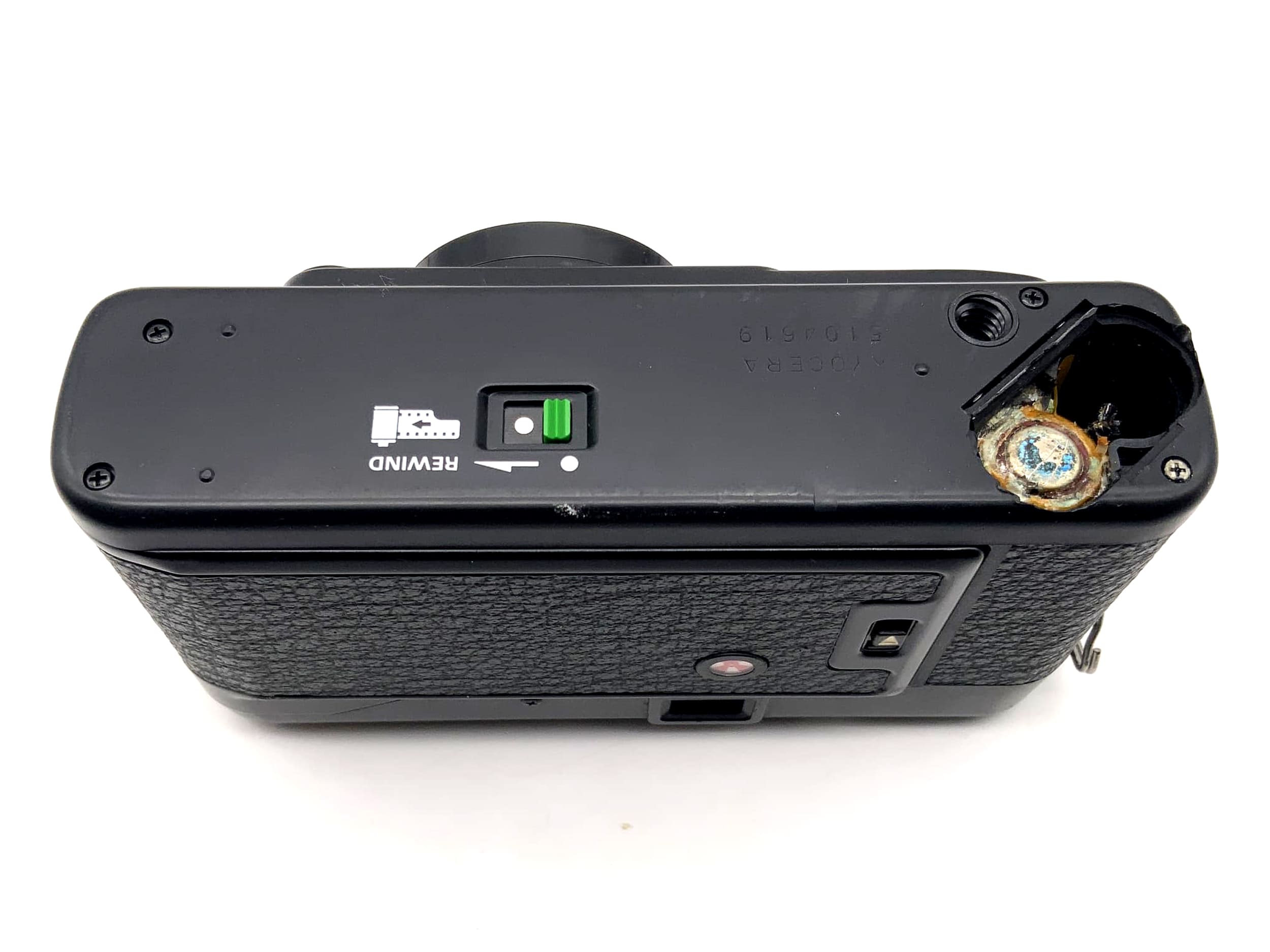 Yashica Full automatic viewfinder camera with Yashica 38mm f/2.8 lens (35mm lens) - Defective