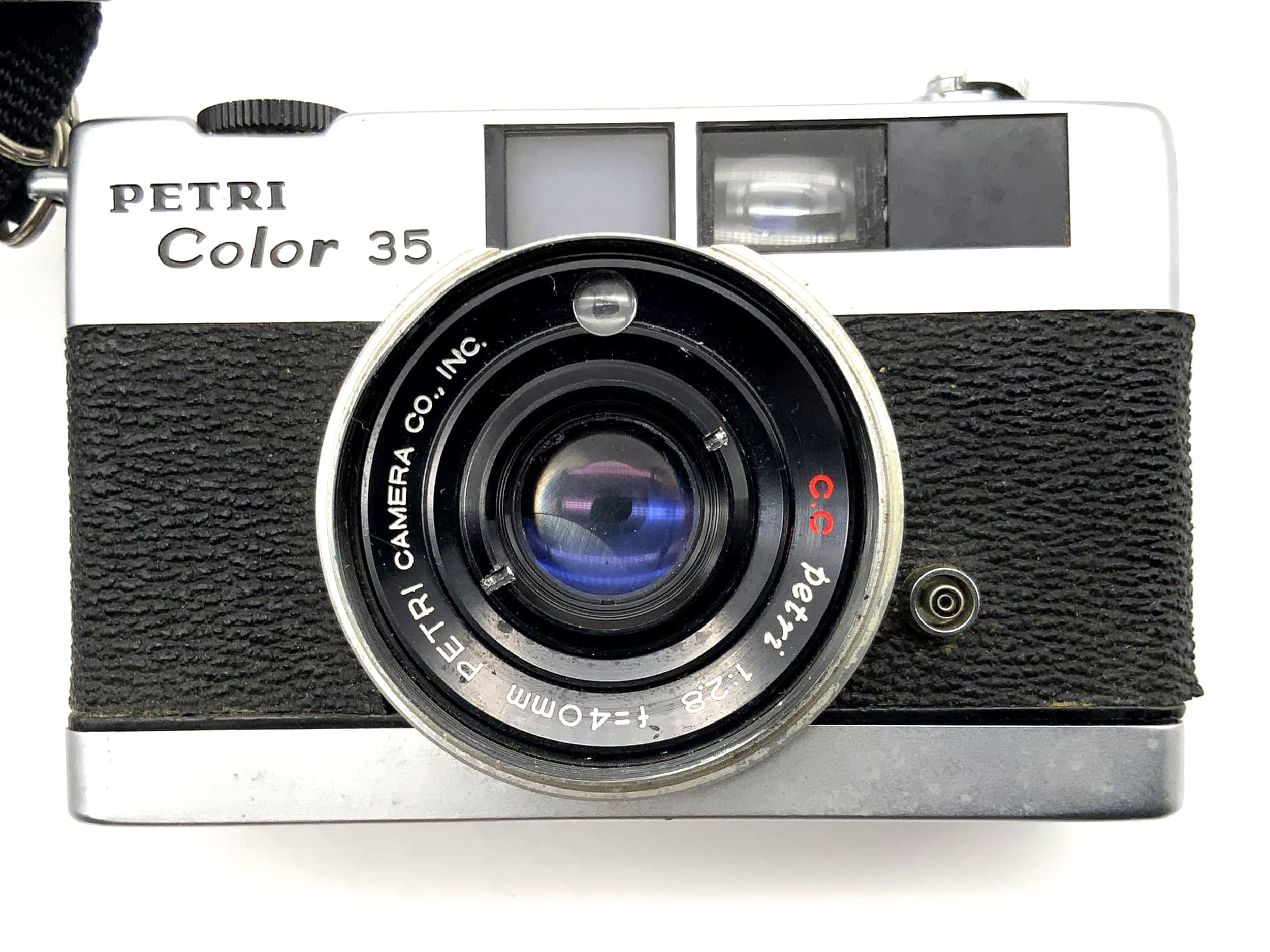 Petri Color 35 viewfinder camera with CC Petri 40mm 1:2.8 35mm compact camera (defective)