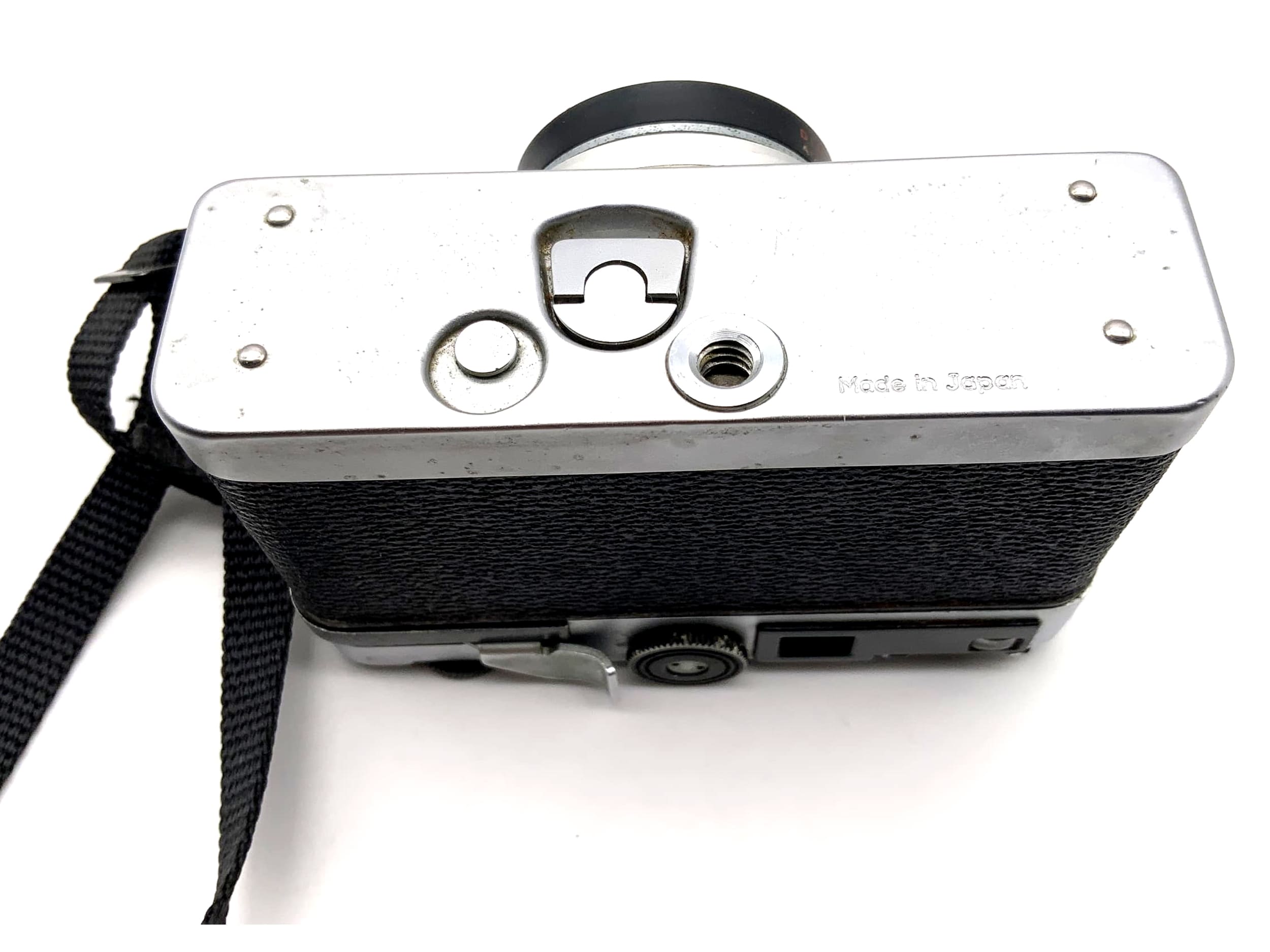 Petri Color 35 viewfinder camera with CC Petri 40mm 1:2.8 35mm compact camera (defective)