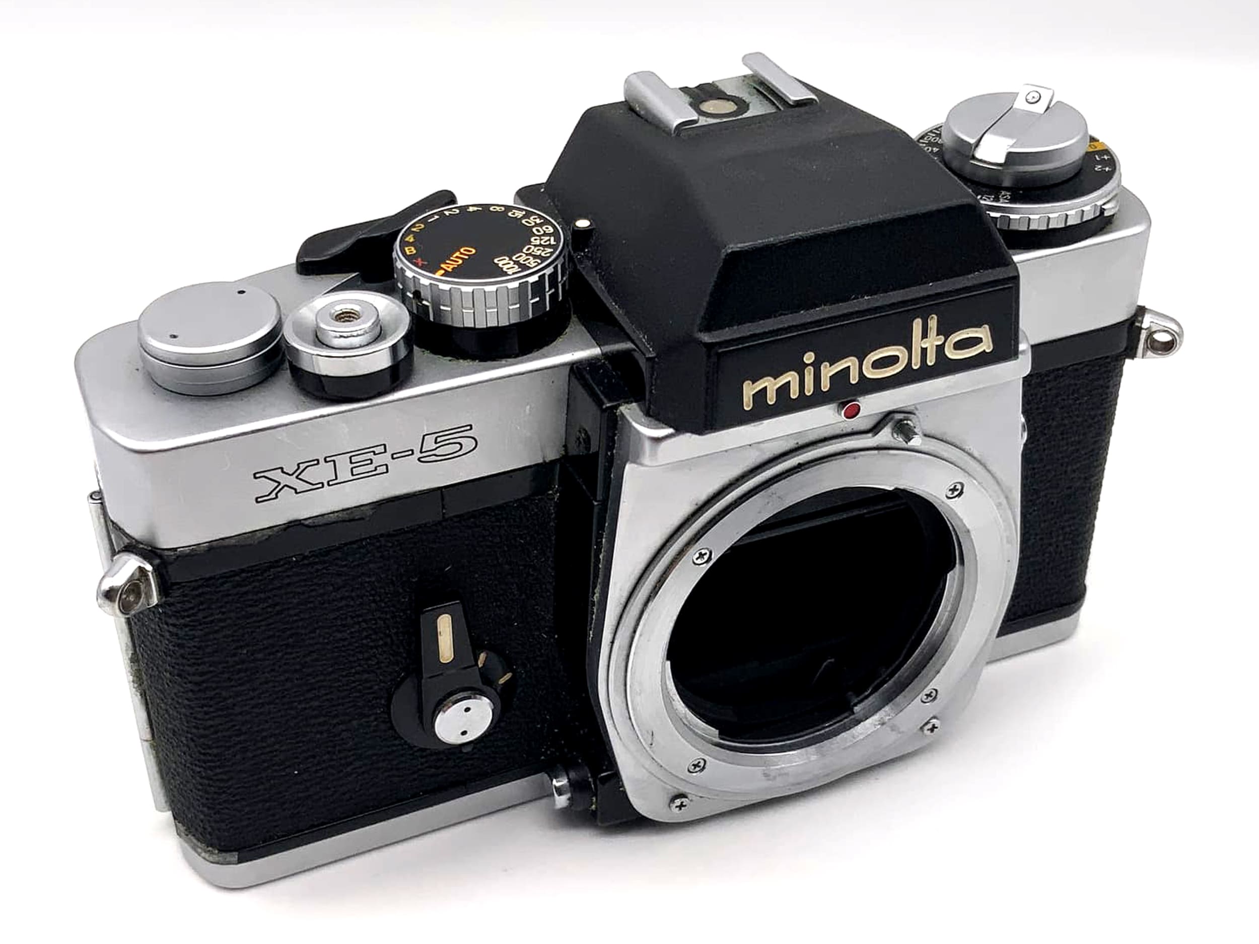 Minolta XE-5 SLR 35mm single-lens reflex camera body