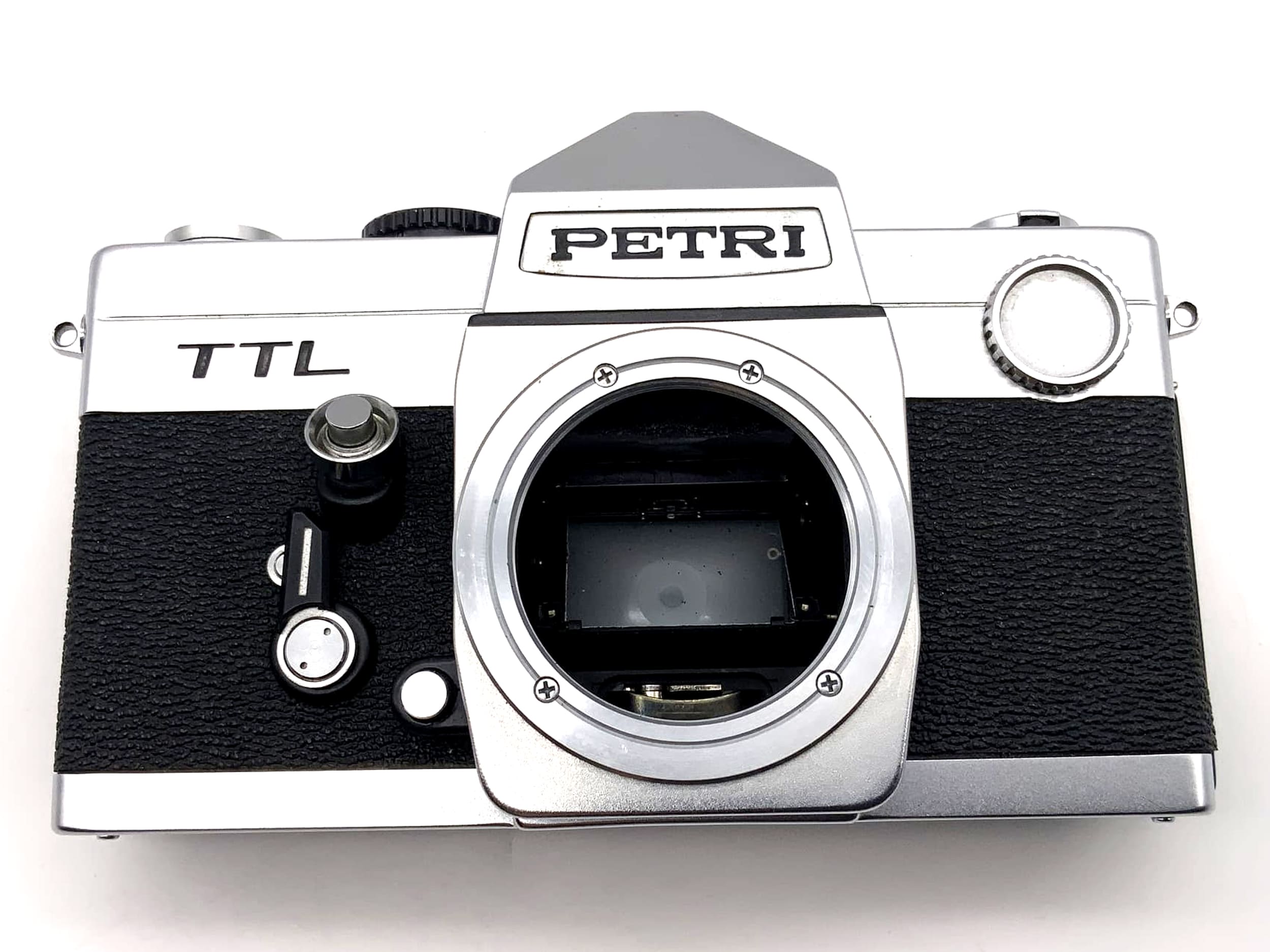Petri TTL SLR 35mm Camera Body