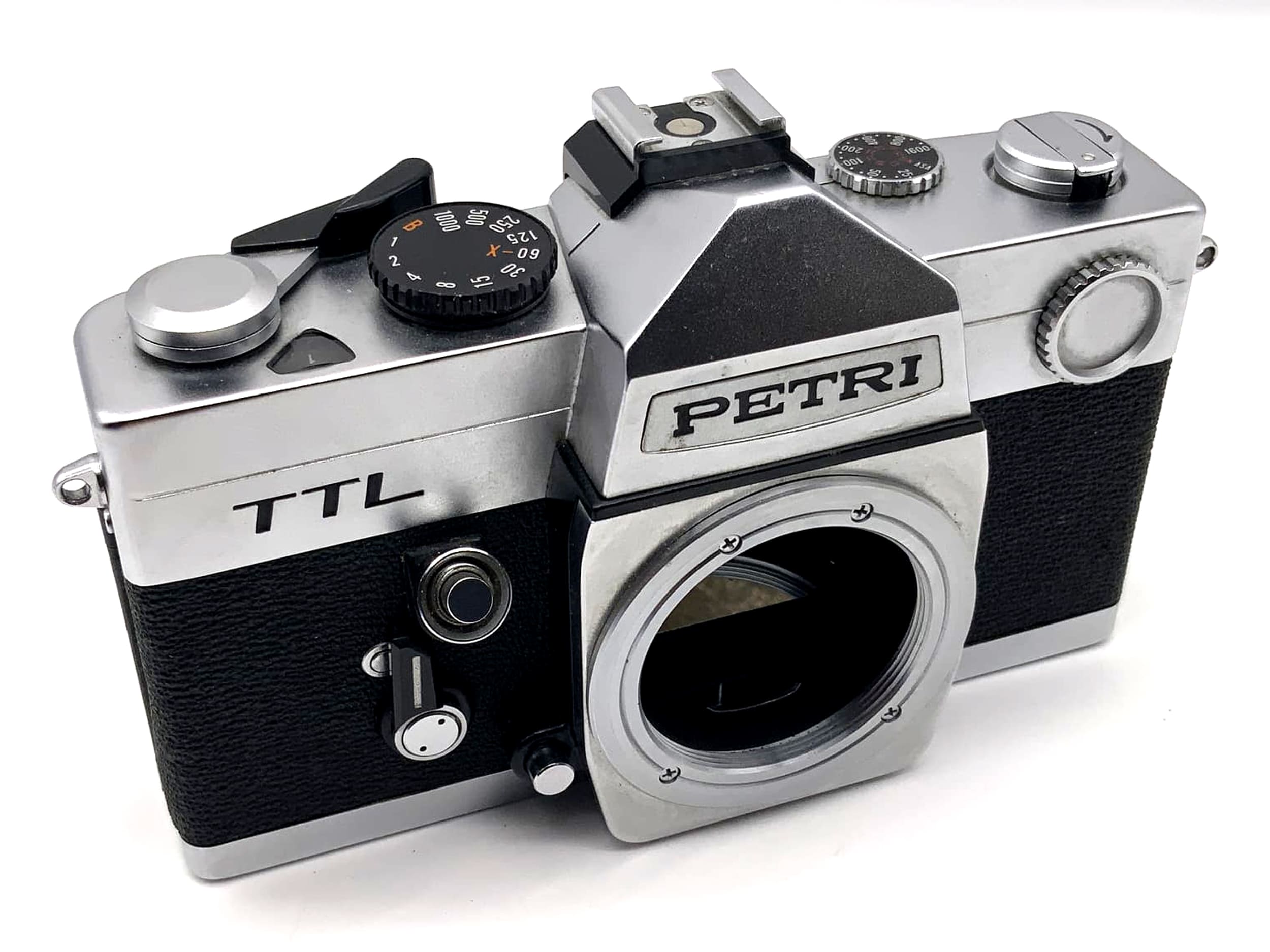 Petri TTL SLR 35mm Camera Body