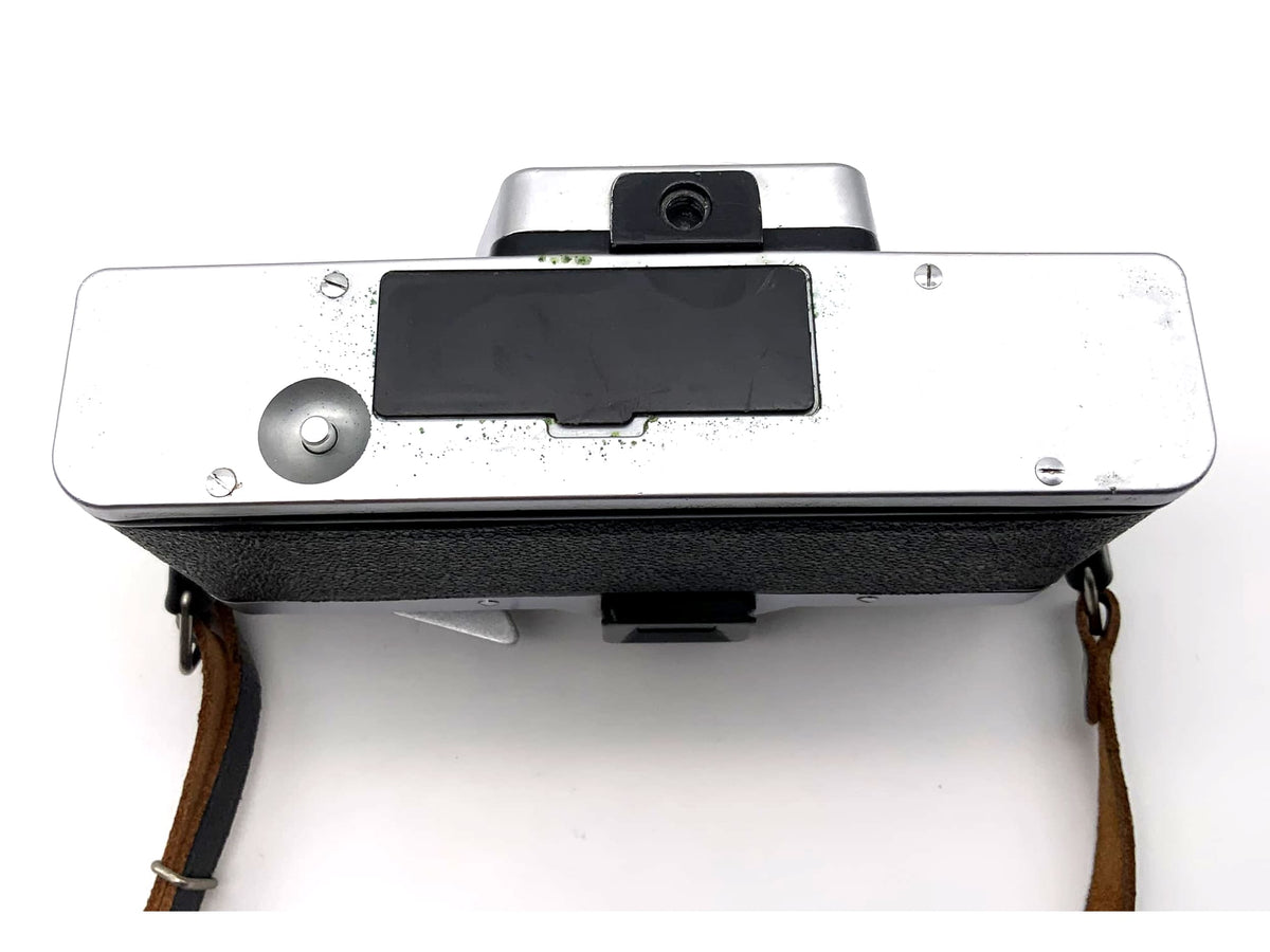 Praktica LLC SLR camera Pentacon 35mm camera body