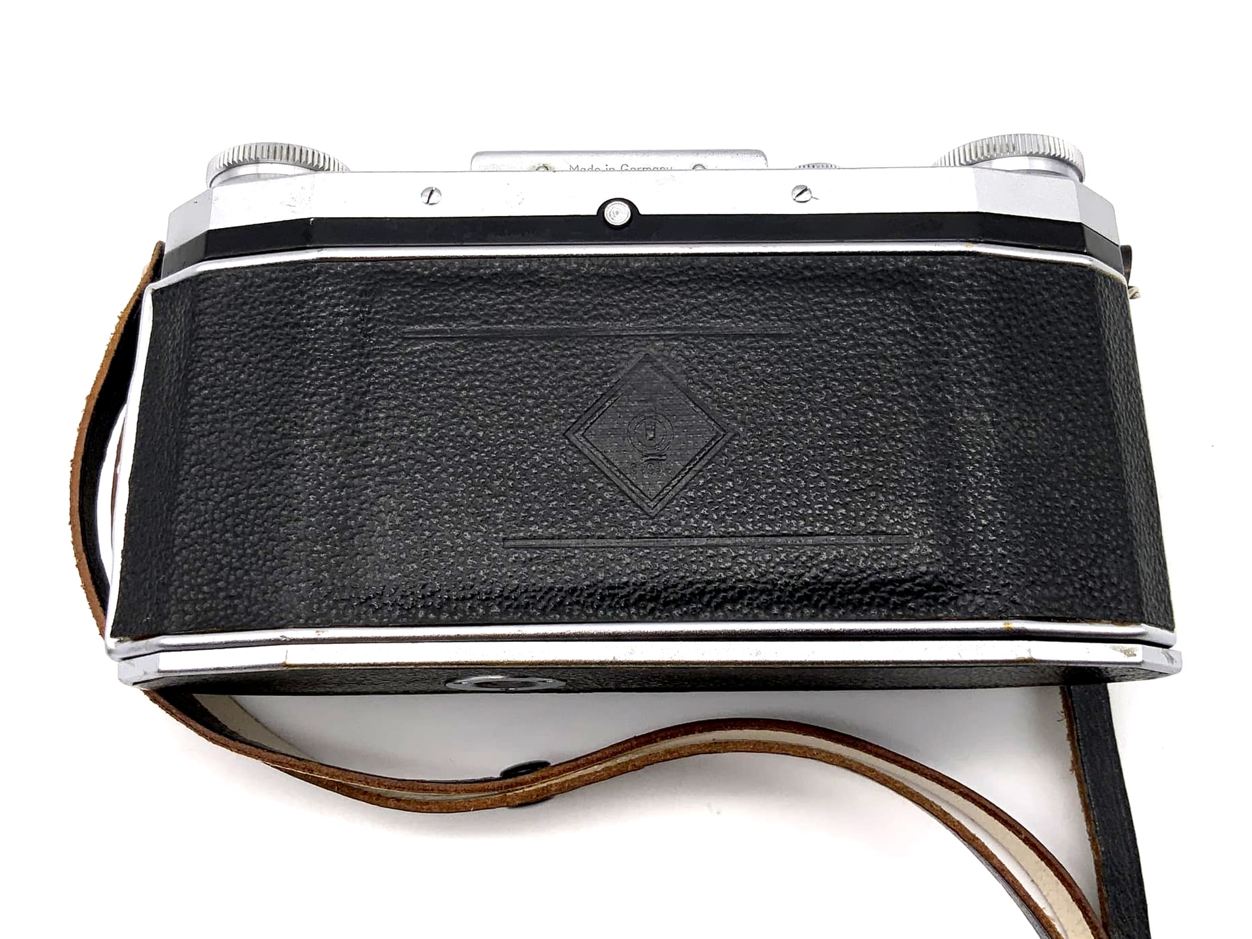 Praktica FX SLR camera with waist-level finder Pentacon 35mm lens, body (M42)