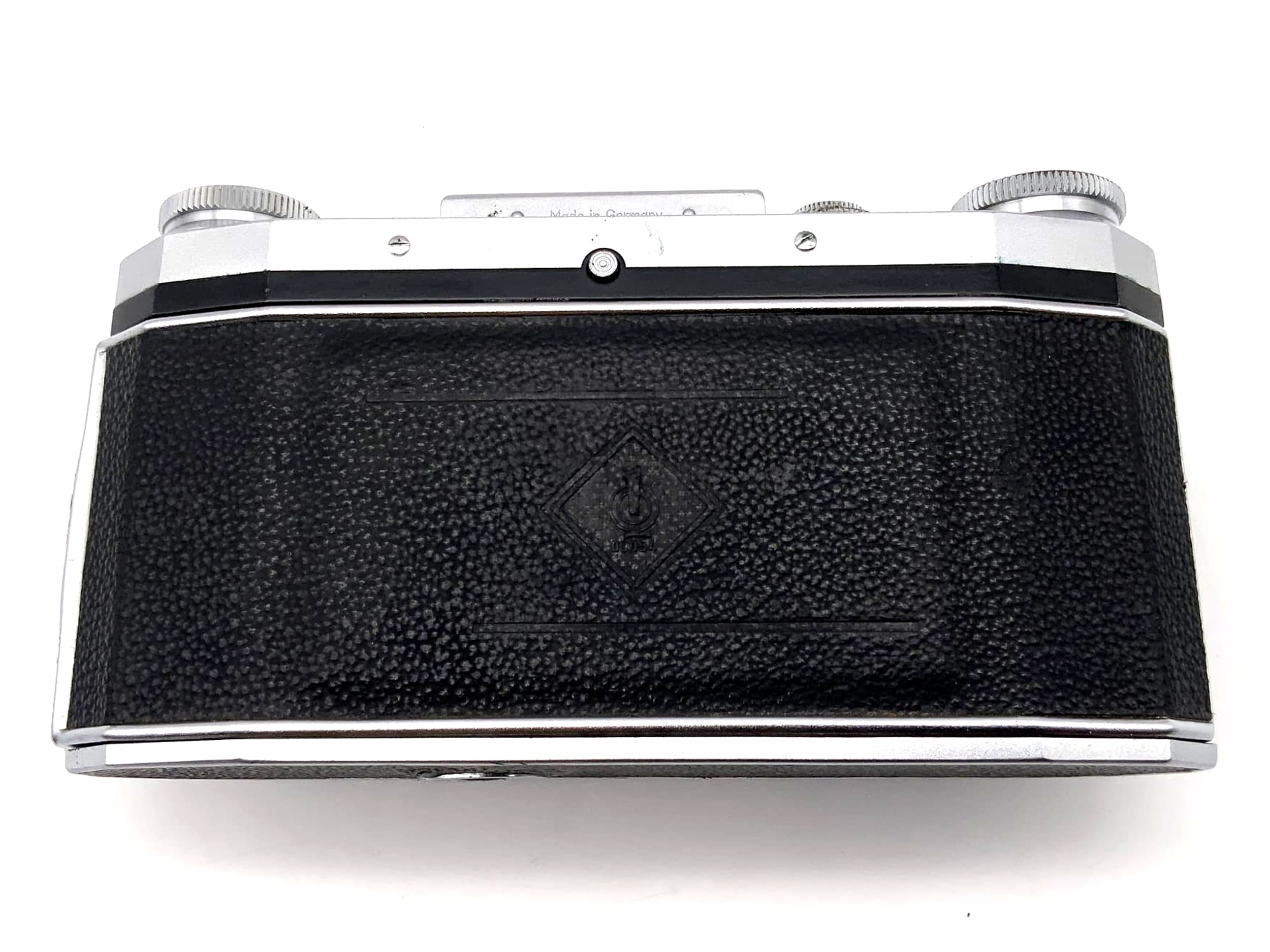 Prakticaflex FX SLR camera with waist-level finder Pentacon 35mm lens, body