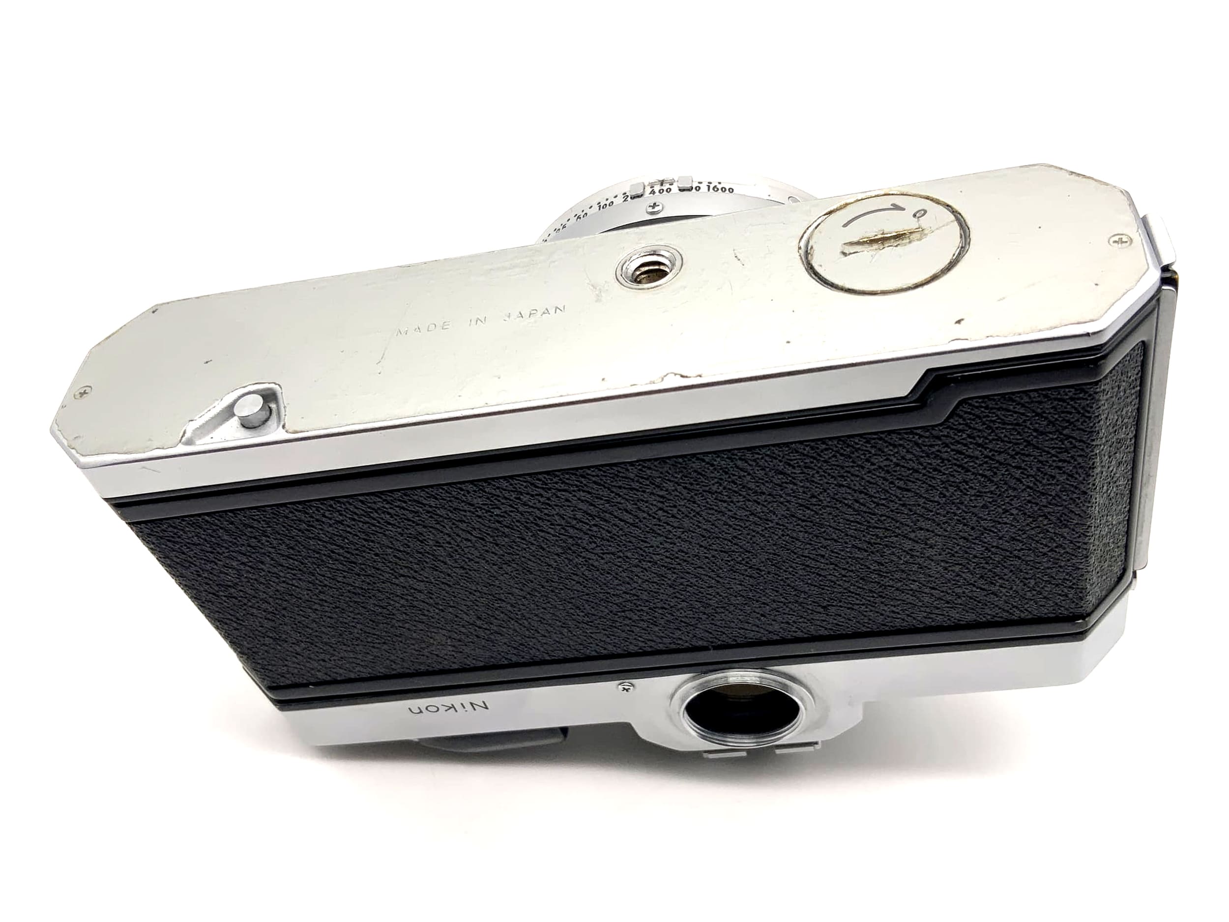 Nikon Nikkormat FT3 SLR camera! Light meter defective! 35mm camera body