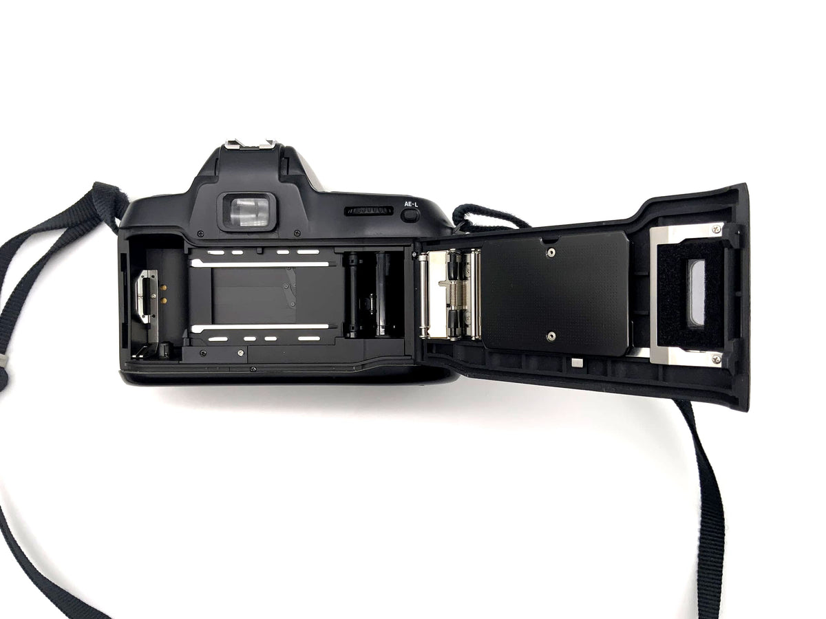Nikon F70 SLR AF 35mm Camera Body