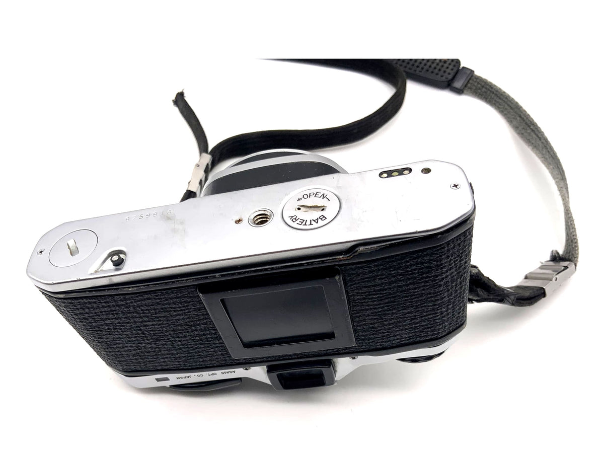 Pentax ME SLR 35mm camera body (light meter defective!)