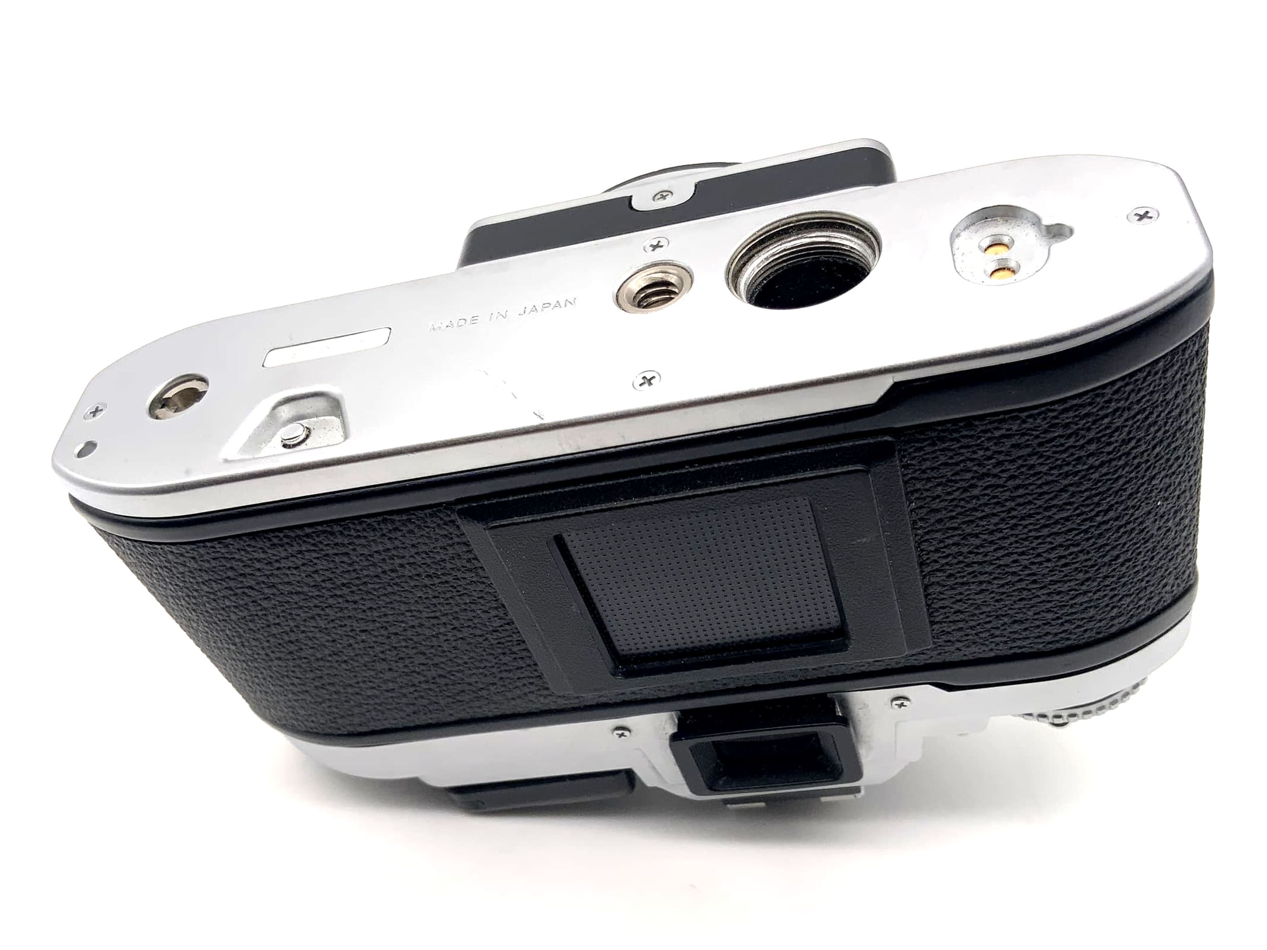 Nikon FG SLR 35mm Camera Body