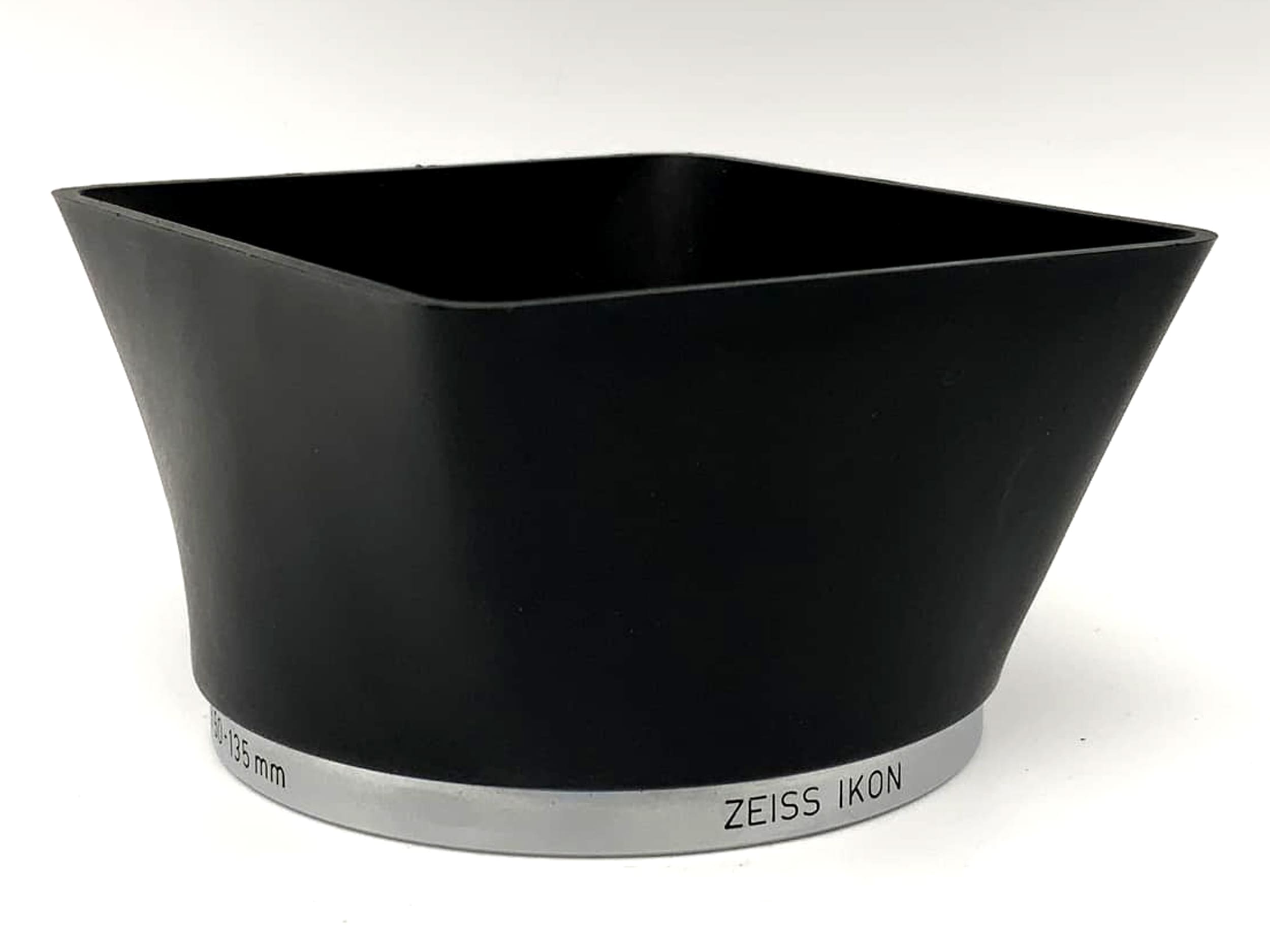 Zeiss Ikon B56 lens hood f 50-135mm metal + bag lenshood sunshade