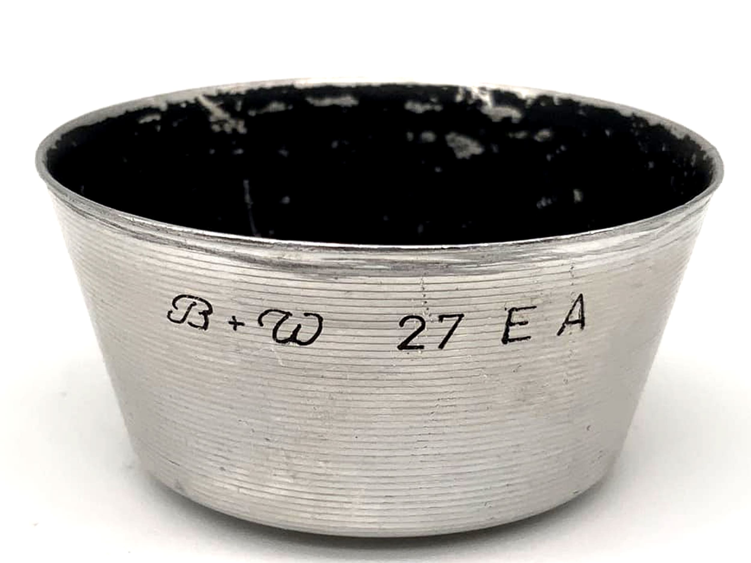 B+W 27 EA metal lens hood sunshade