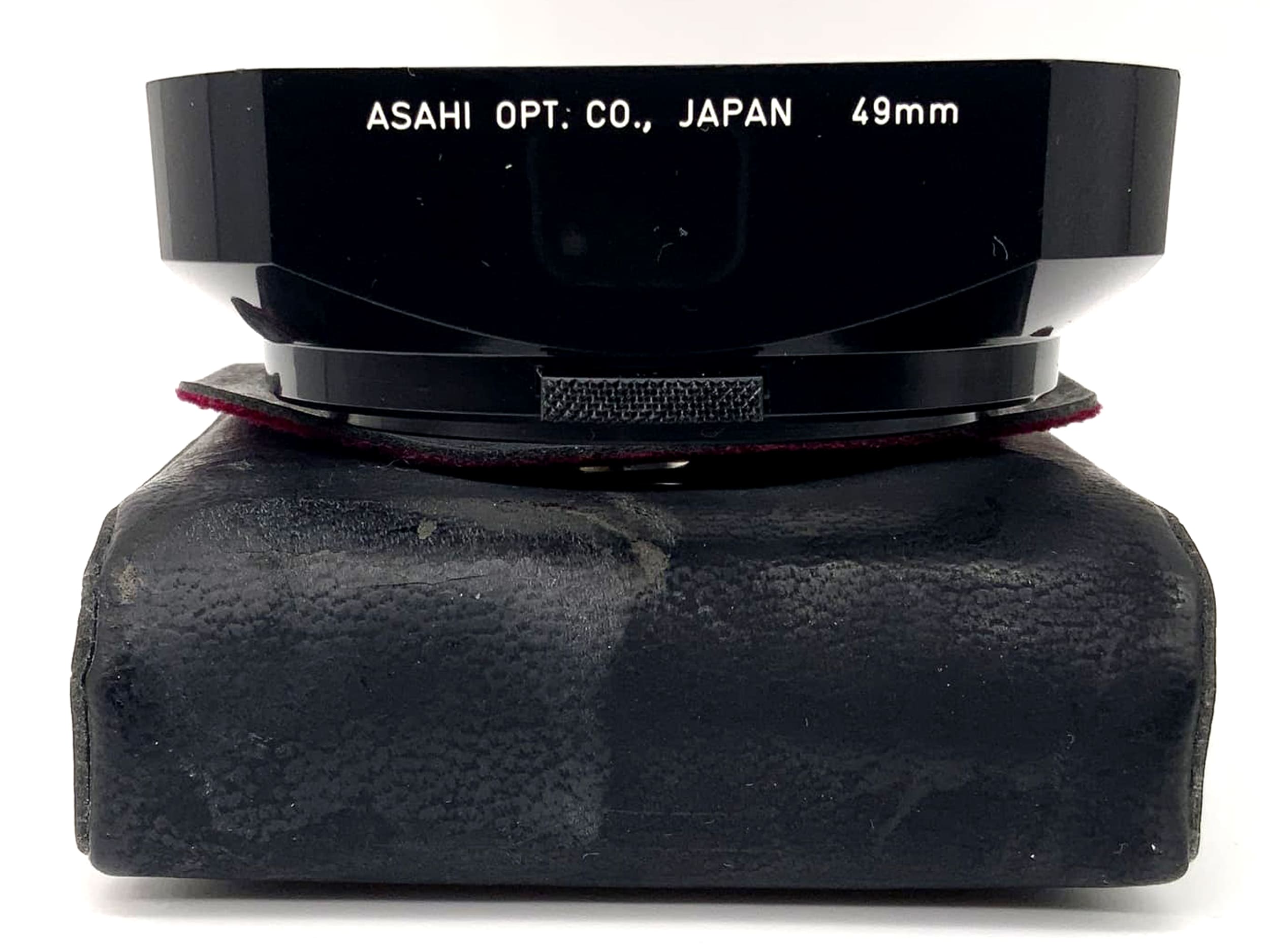 Pentax 1:2-2.8-3.5 28mm / 1:2-2.8 35mm lens hood