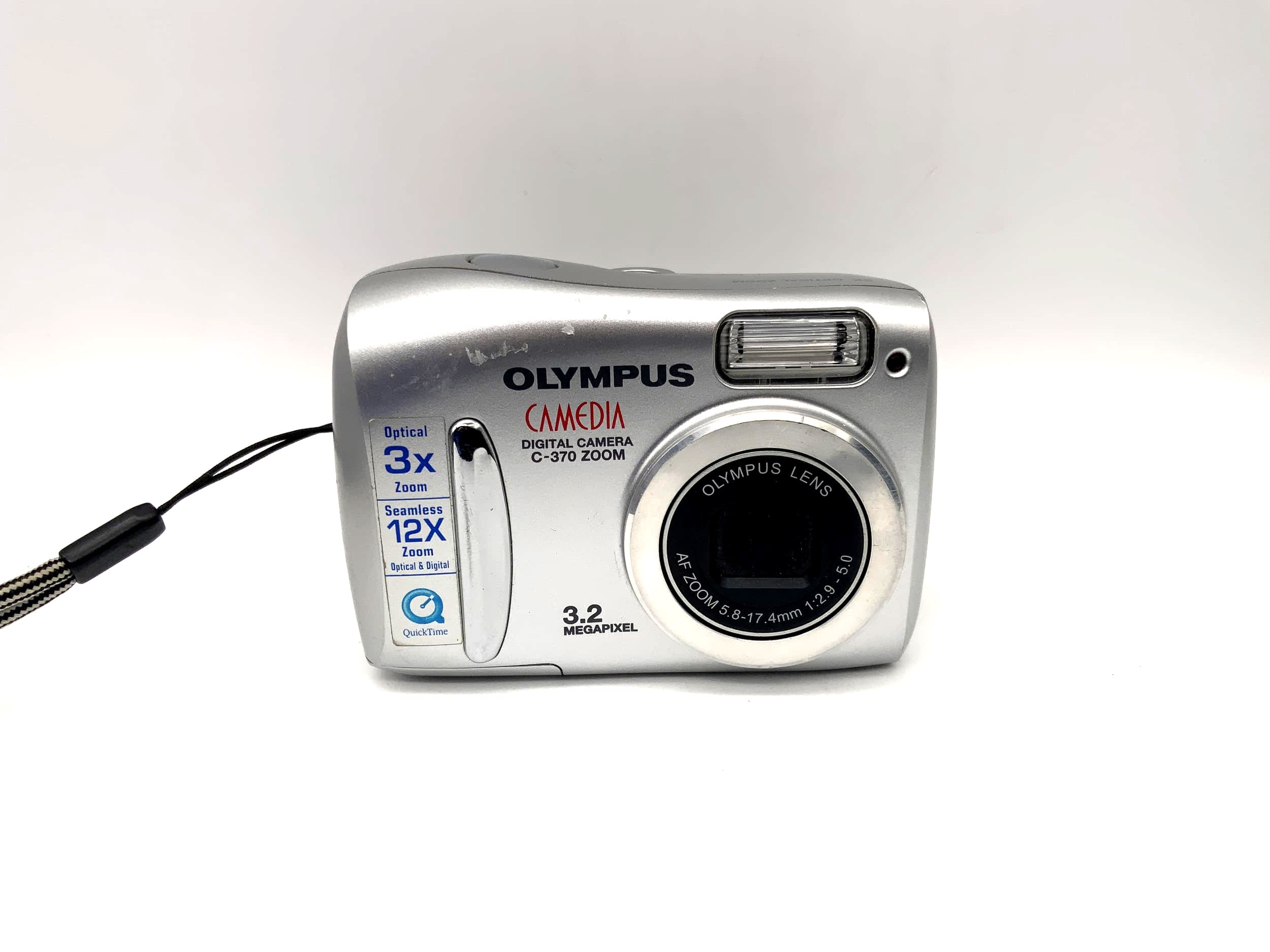 Olympus C-370 Zoom with AF Zoom Lens 5.8-17.4mm 1:2.9-5.0 3.2 MP 3x Optical Zoom