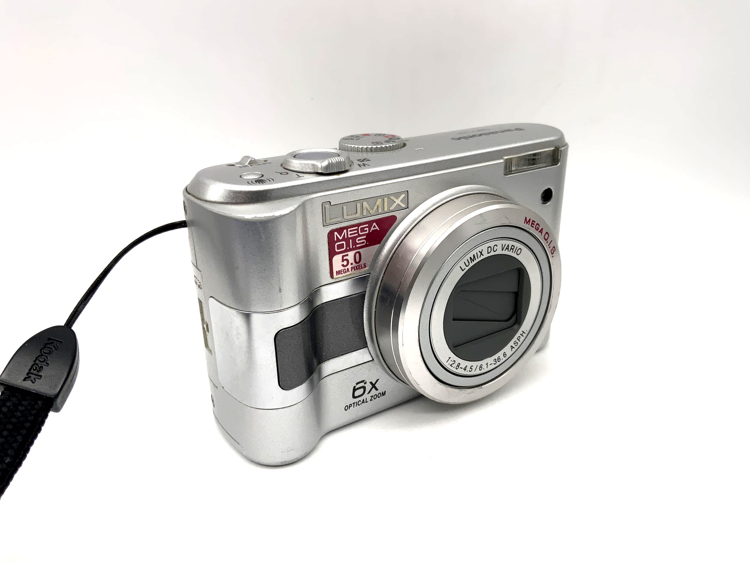 Panasonic Lumix DMC-LZ3 with DC Vario 1:2.8-4.5/6.1-36.6 6x optical zoom